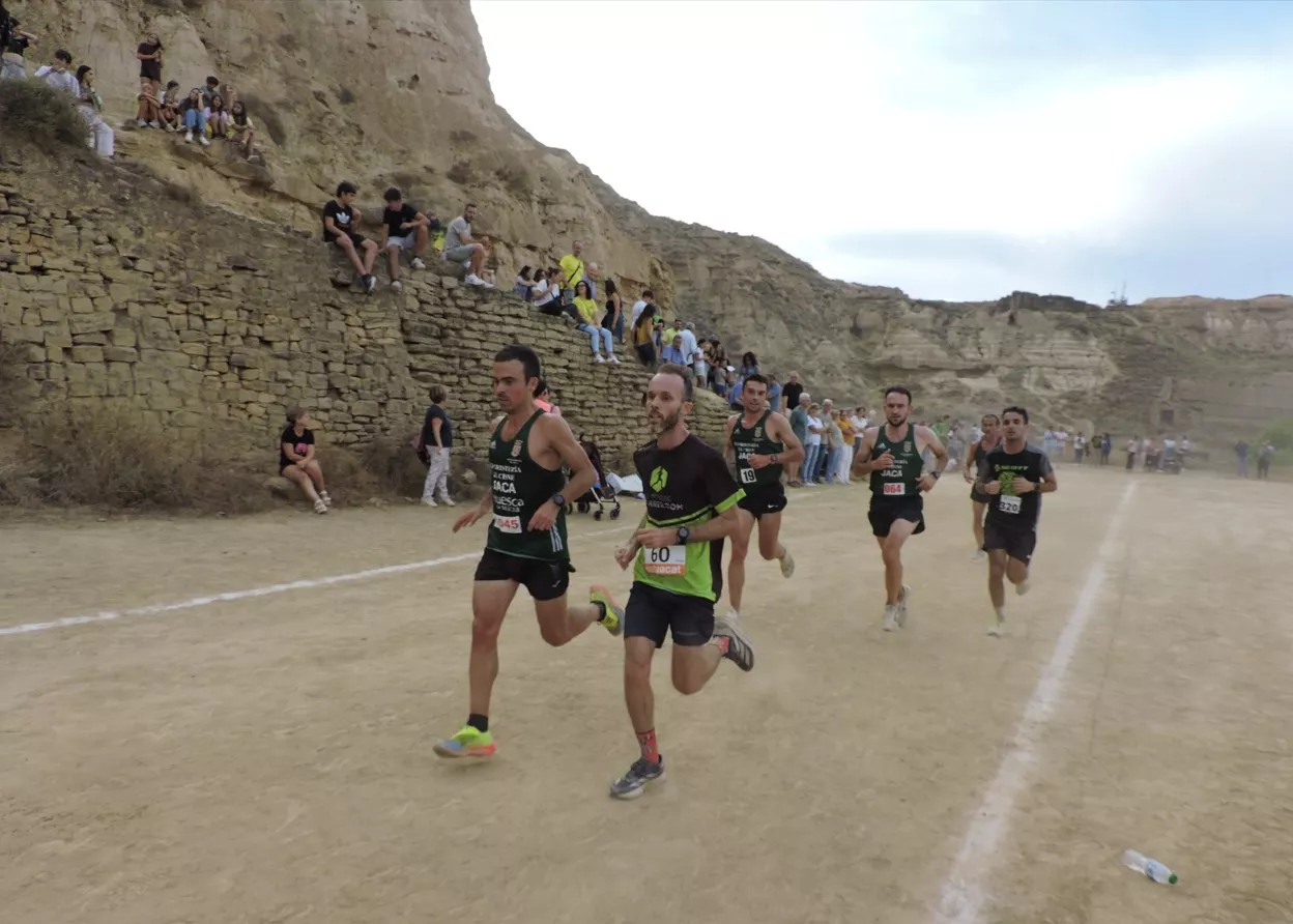 Alcolea. Puyuelo y Castells doblando a sus preseguidores