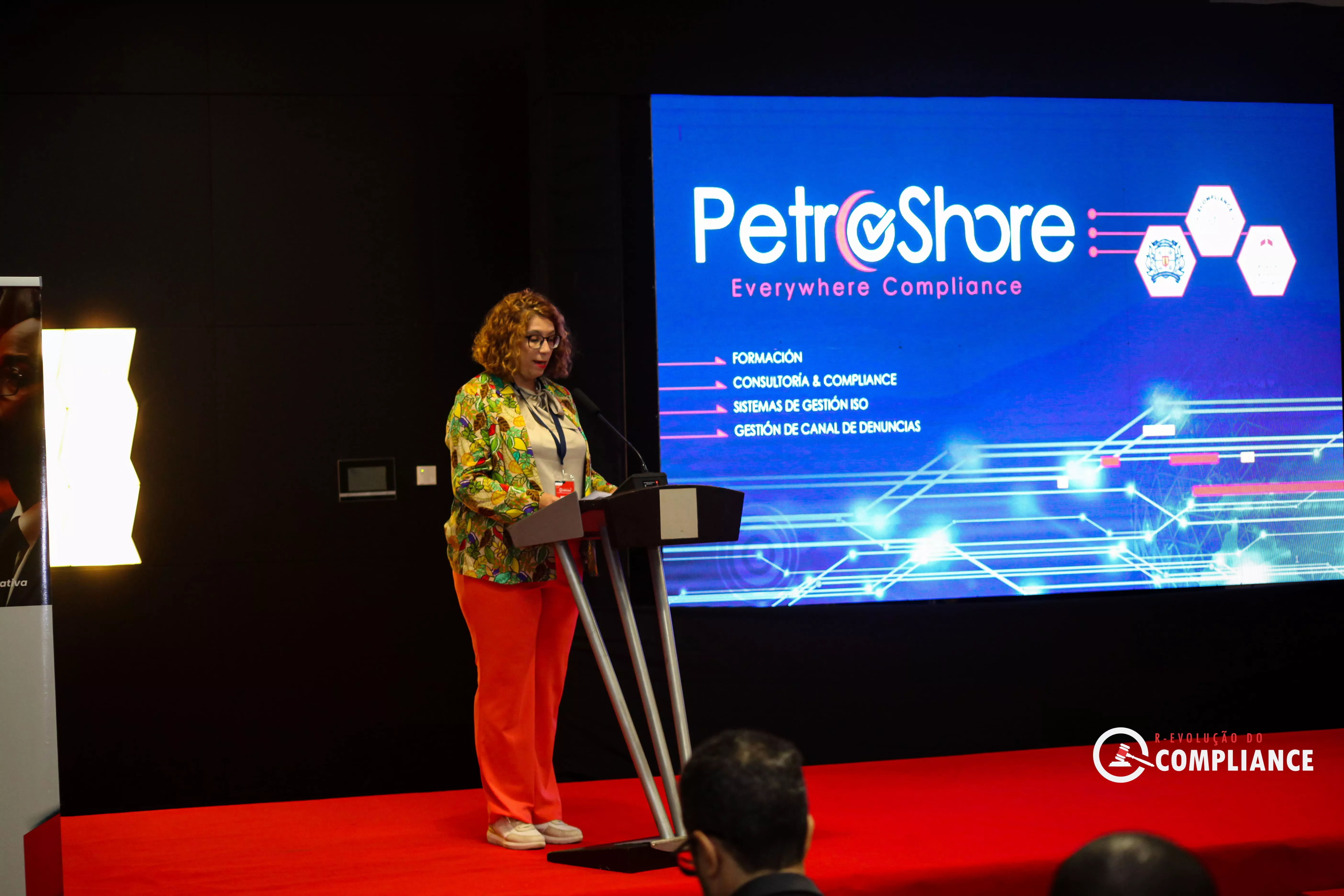 Andrea Moreno, CEO de Petroshore Compliance. Andrea Moreno, CEO de Petroshore Compliance.