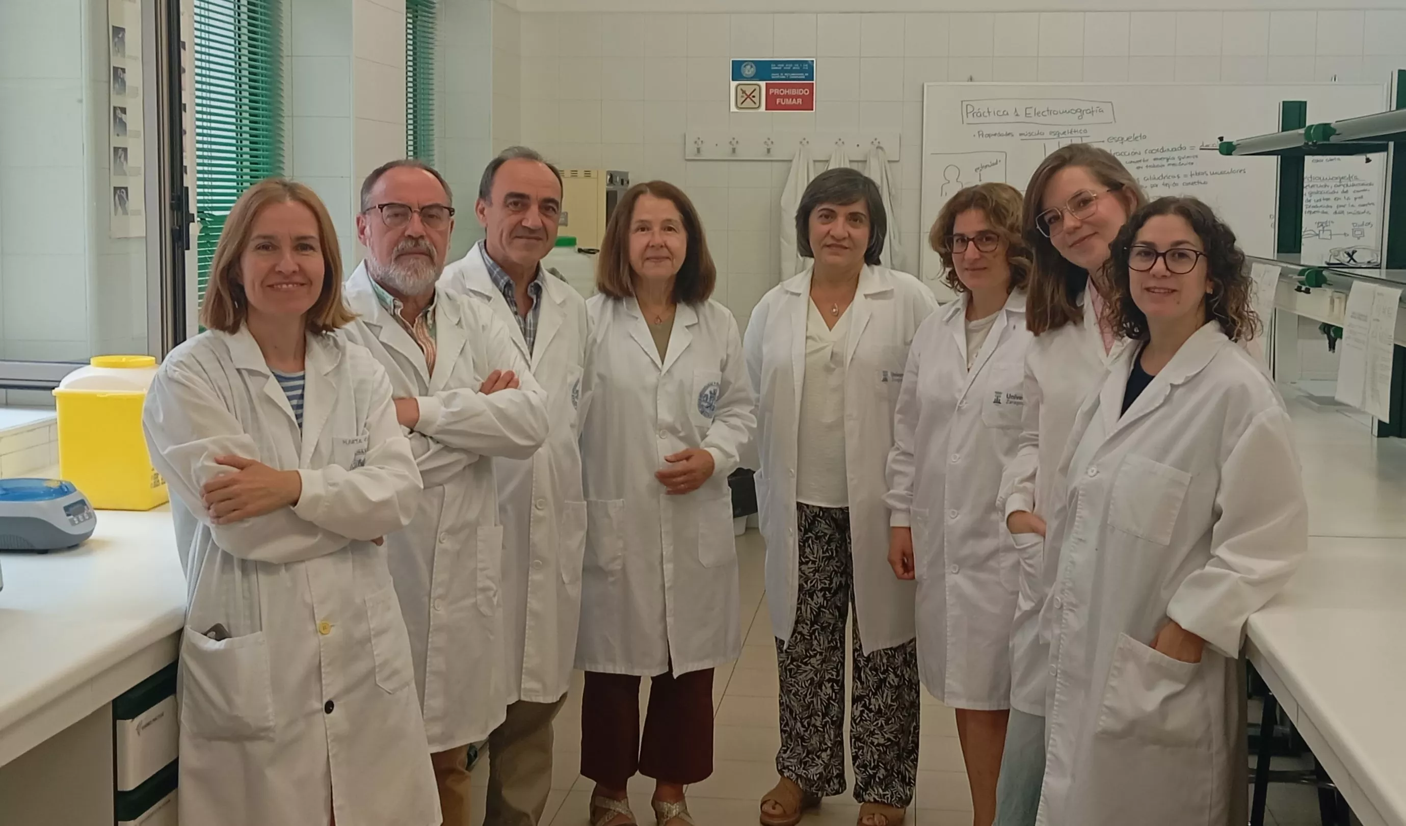 Equipo de investigación de la proteína de la leche. Equipo de investigación de la proteína de la leche.