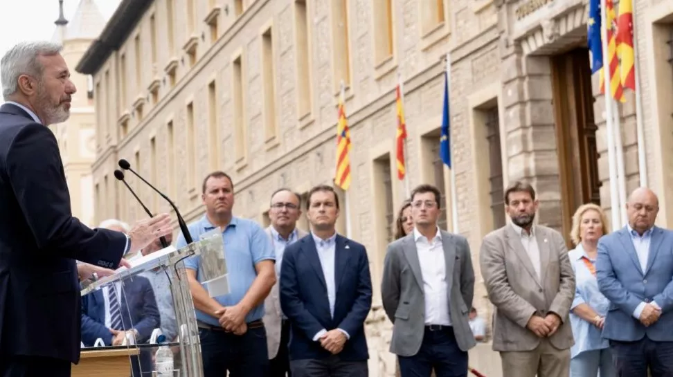 Jorge Azcón con representantes de organizaciones agrarias y cooperativas Jorge Azcón con representantes de organizaciones agrarias y cooperativas