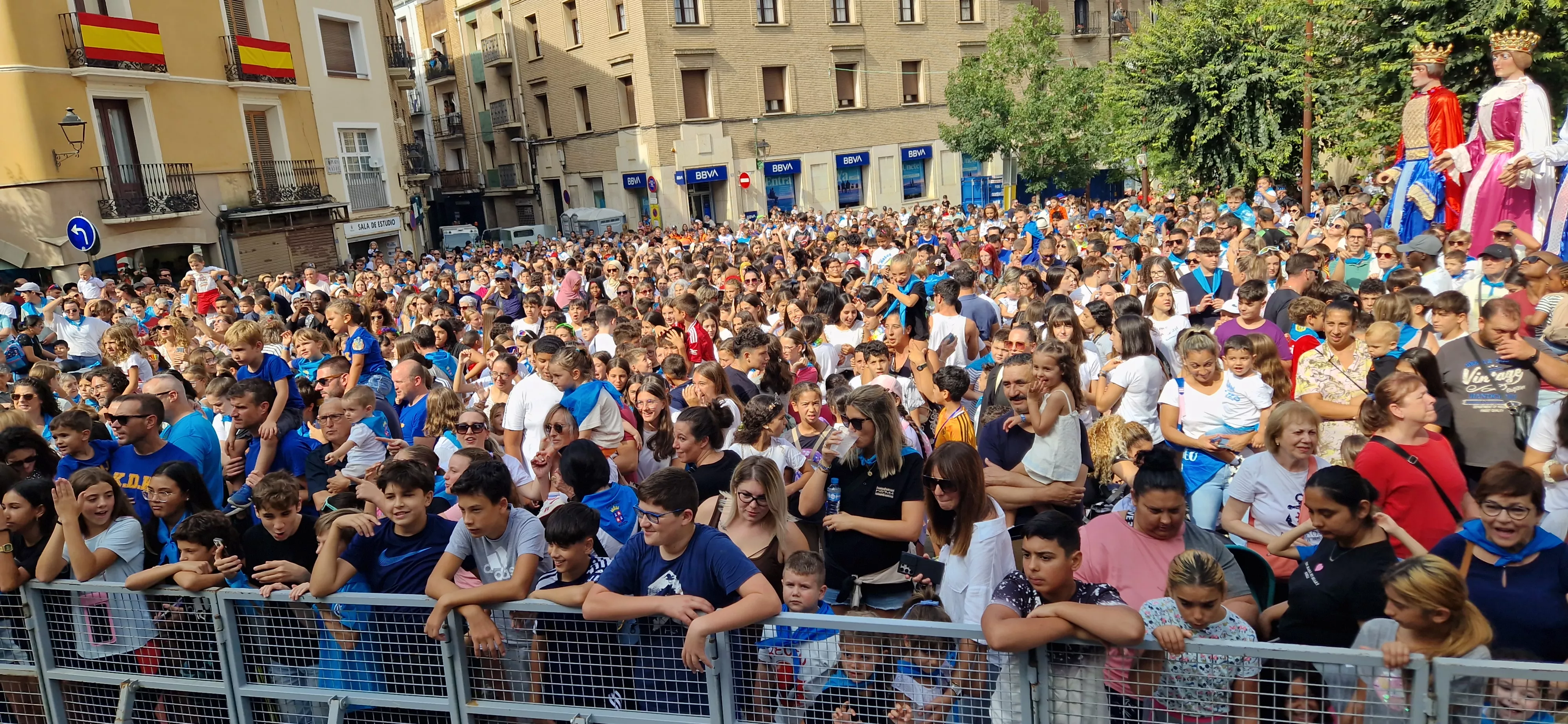 Chupinazo infantil de las fiestas de Monzón 2025. Foto Myriam Martínez 