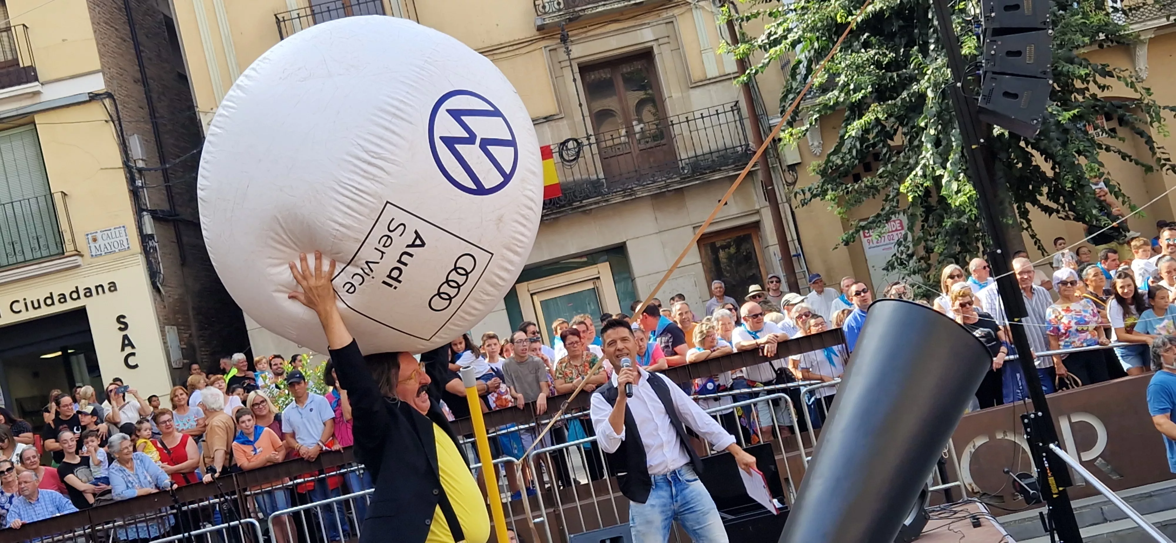 Chupinazo infantil de las fiestas de Monzón 2025. Foto Myriam Martínez 