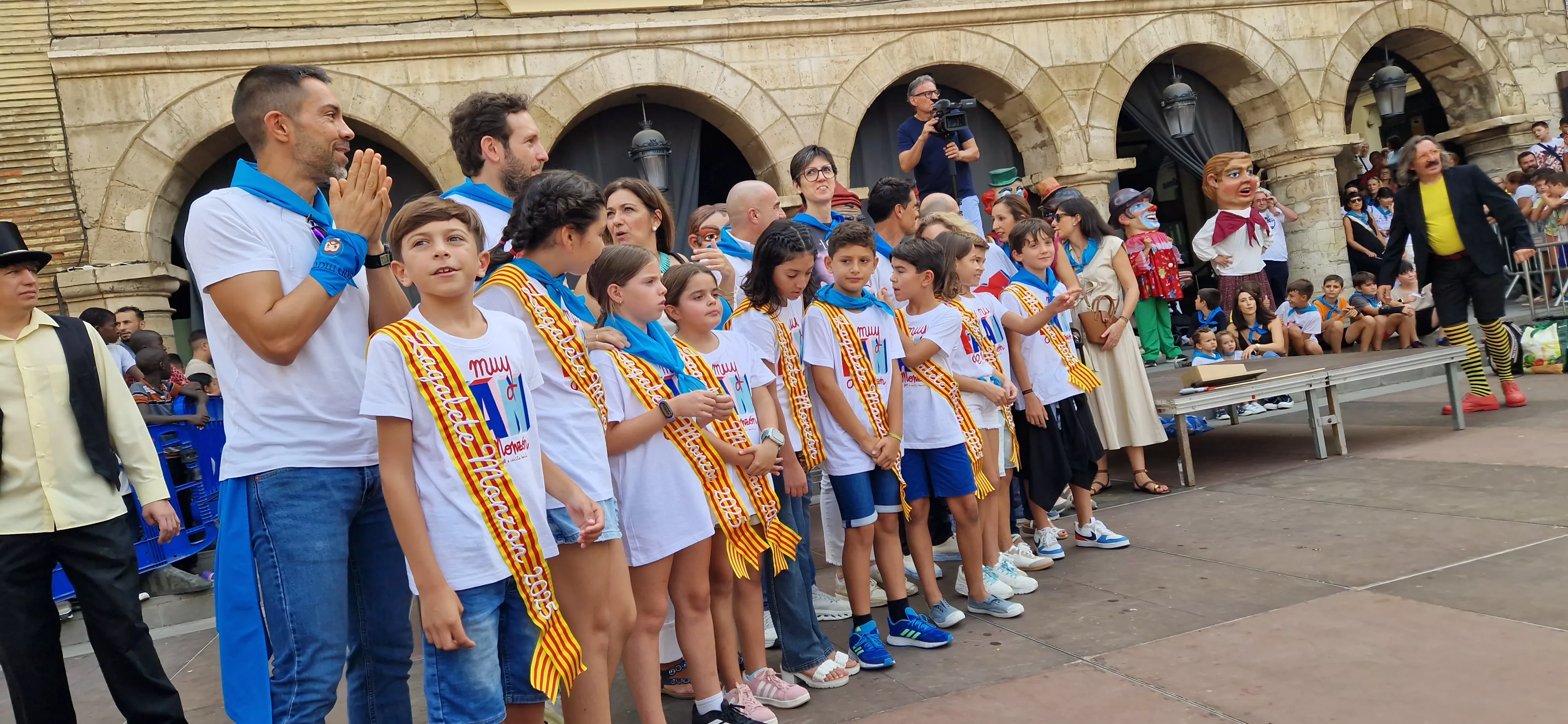 Chupinazo infantil de las fiestas de Monzón 2025. Foto Myriam Martínez 