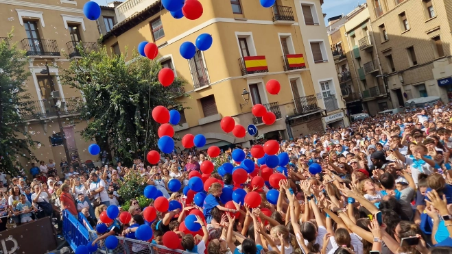Chupinazo infantil de las fiestas de Monzón 2025. Foto Myriam Martínez 