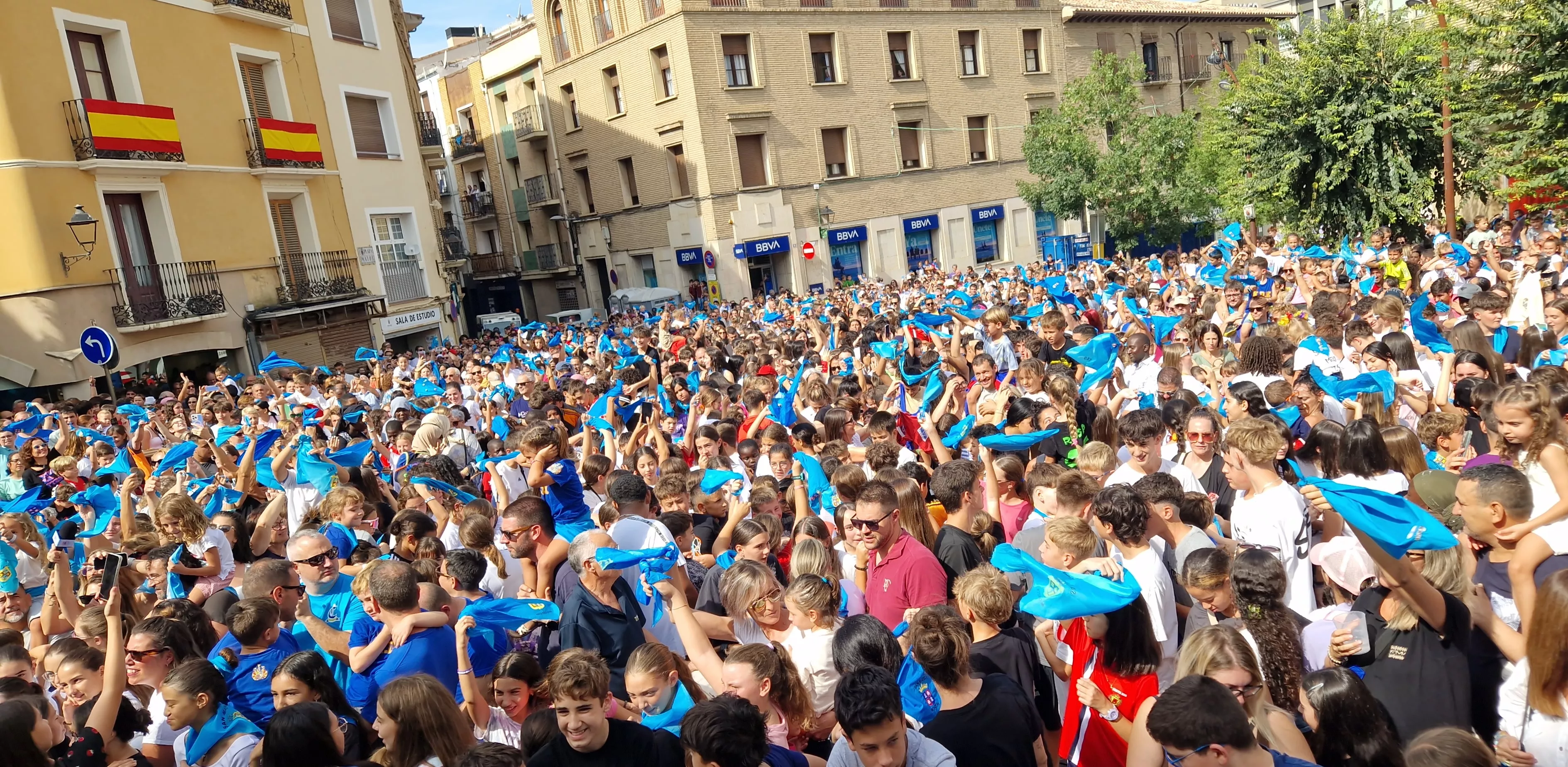 Chupinazo infantil de las fiestas de Monzón 2025. Foto Myriam Martínez 