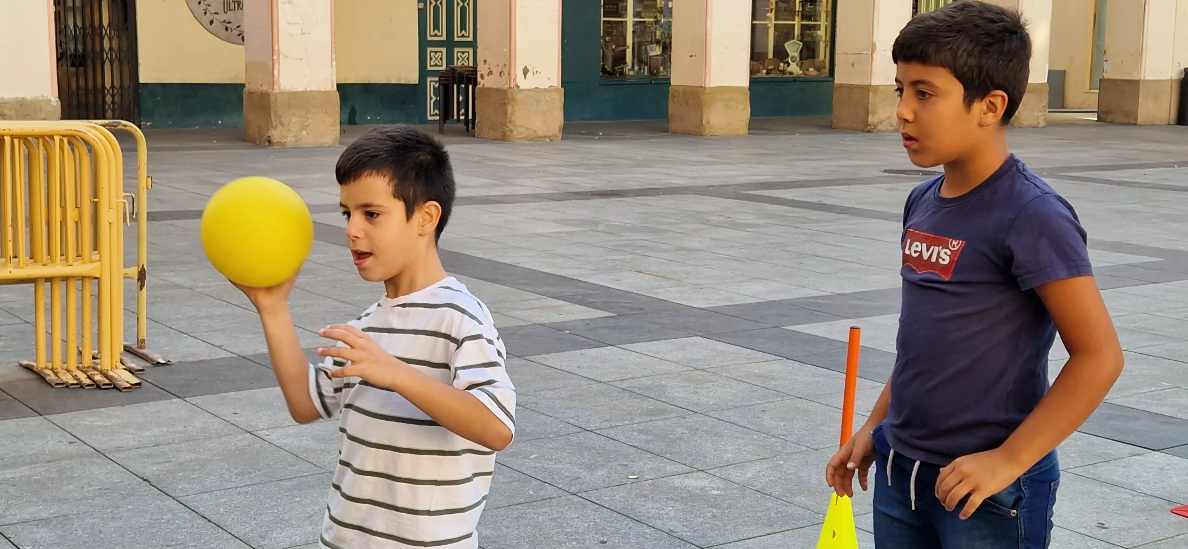 Conmemoración del Día Mundial del Alzhéimer 2025 en Huesca. Foto Myriam Martínez