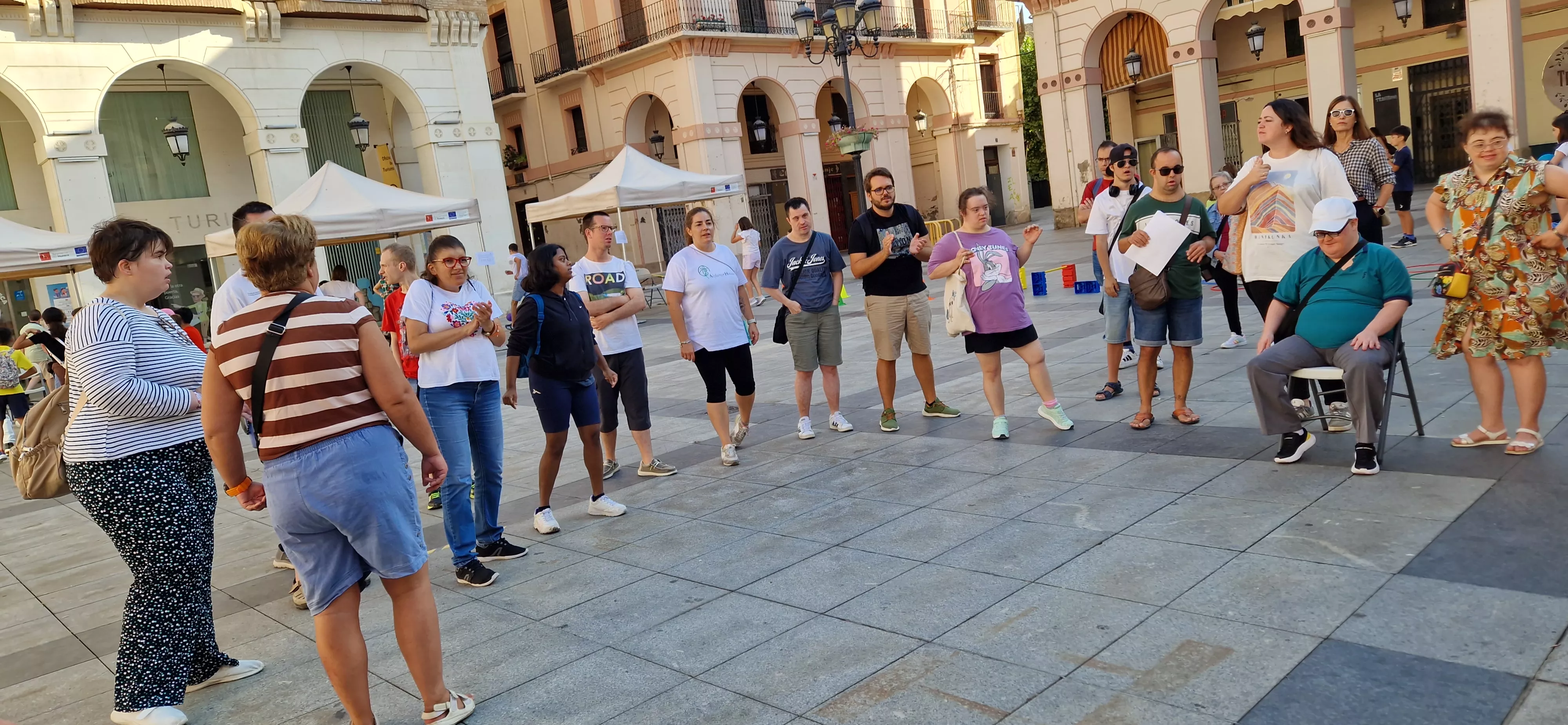 Conmemoración del Día Mundial del Alzhéimer 2025 en Huesca. Foto Myriam Martínez