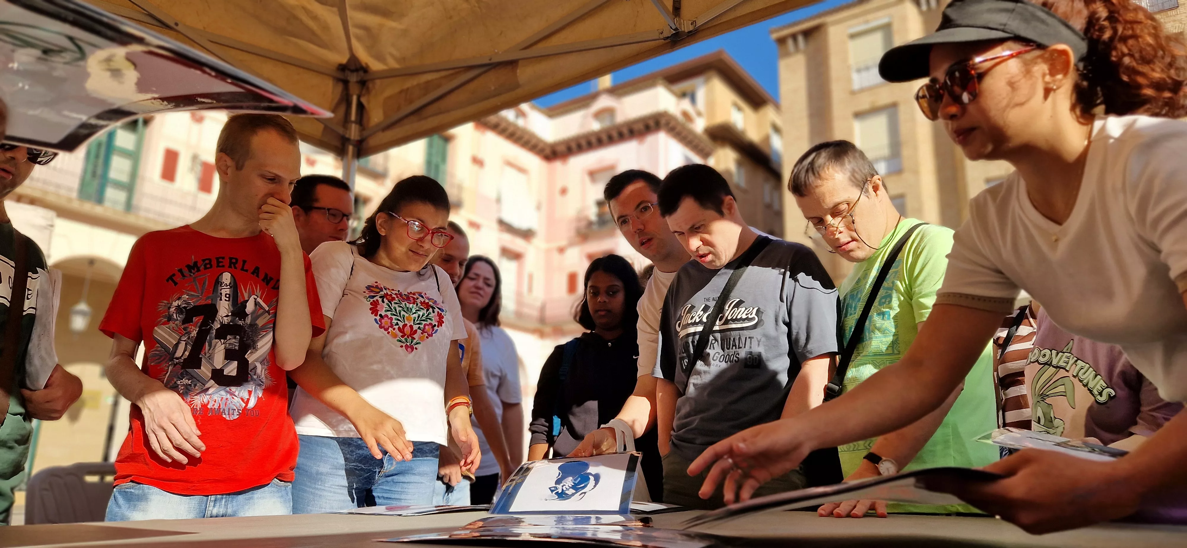 Conmemoración del Día Mundial del Alzhéimer 2025 en Huesca. Foto Myriam Martínez