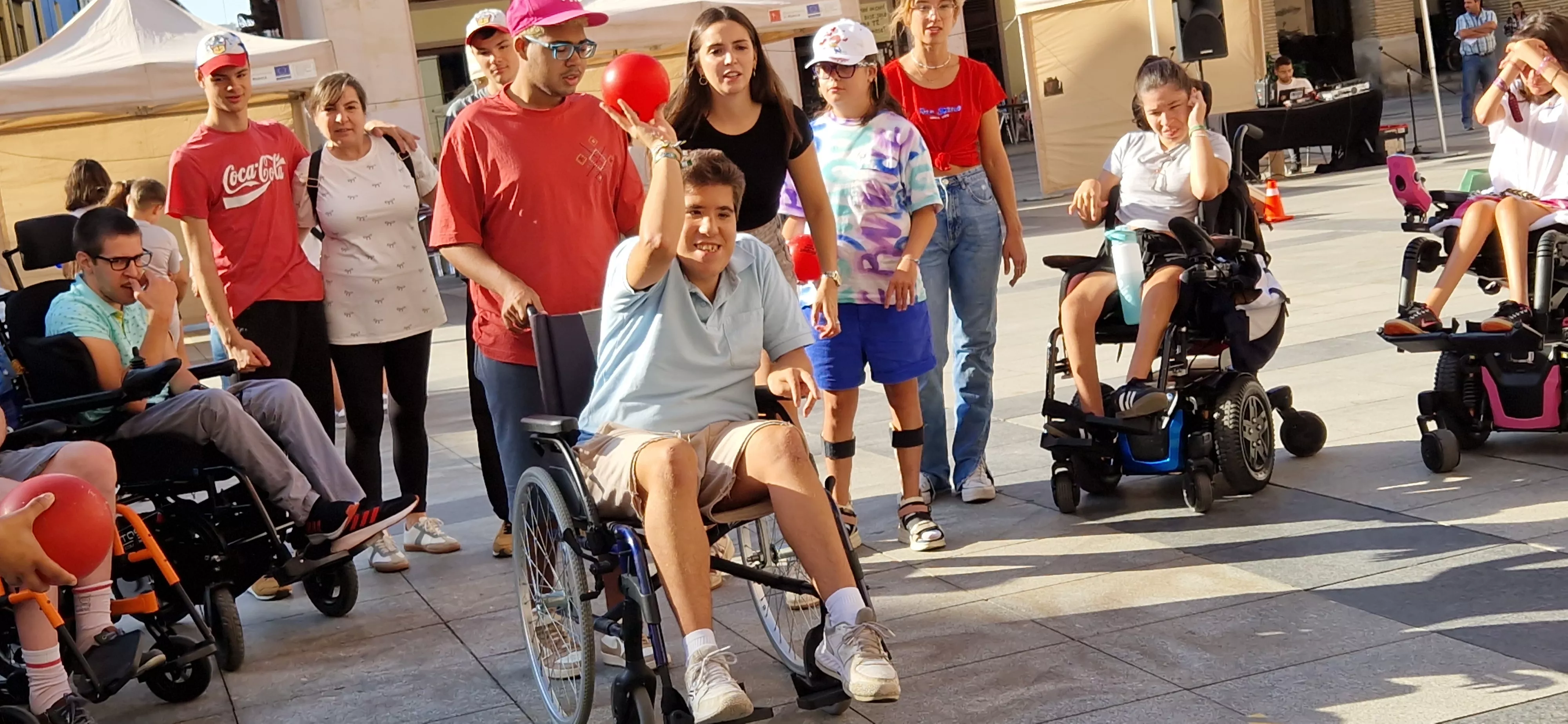 Conmemoración del Día Mundial del Alzhéimer 2025 en Huesca. Foto Myriam Martínez