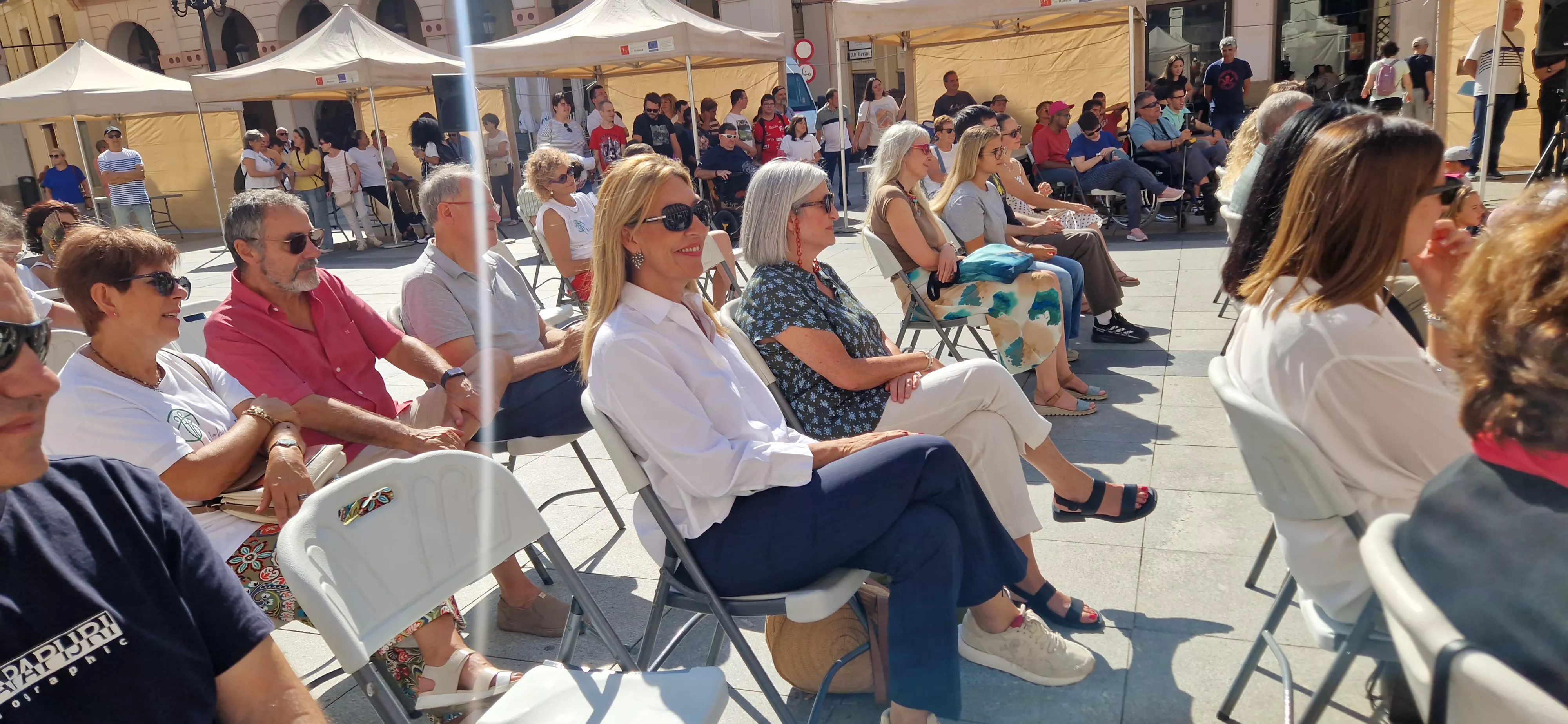 Conmemoración del Día Mundial del Alzhéimer 2025 en Huesca. Foto Myriam Martínez