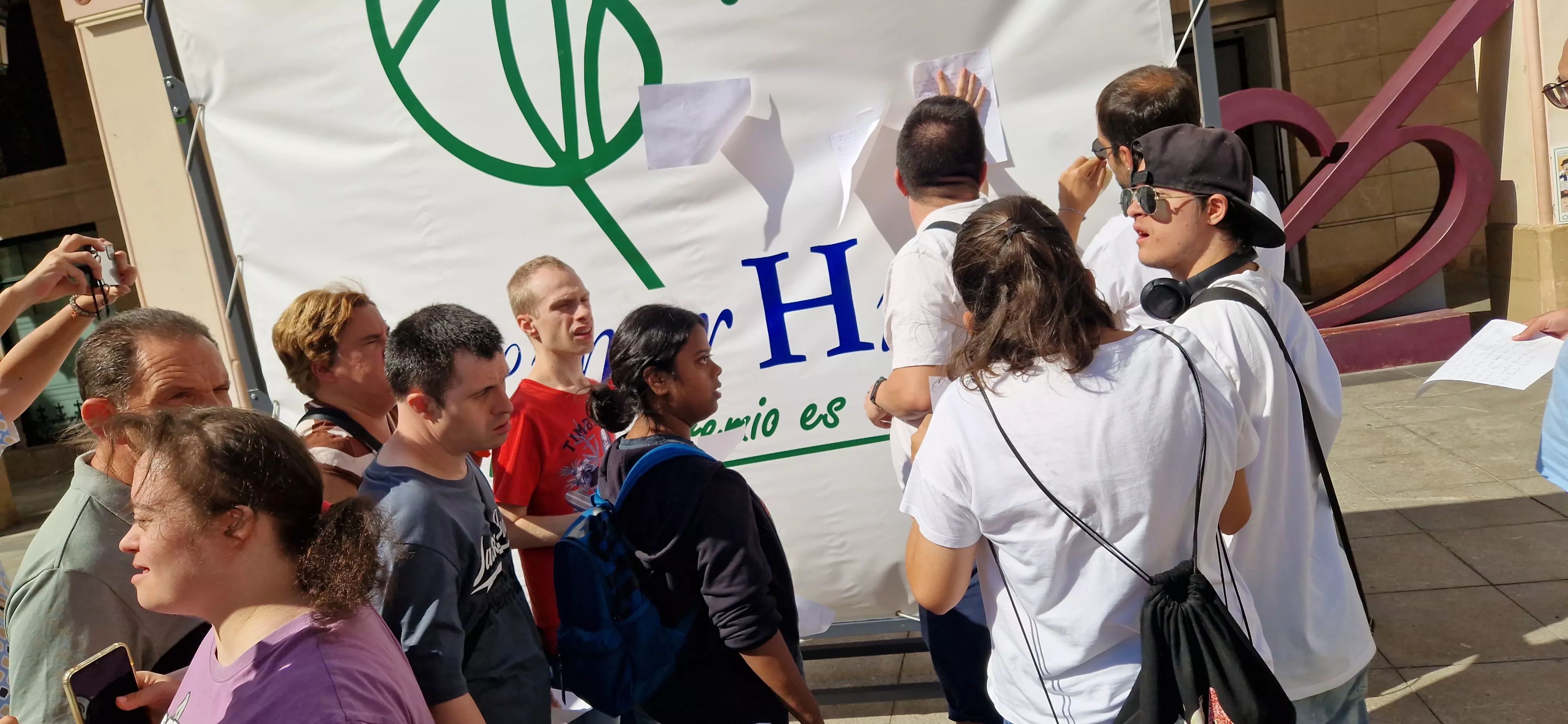 Conmemoración del Día Mundial del Alzhéimer 2025 en Huesca. Foto Myriam Martínez