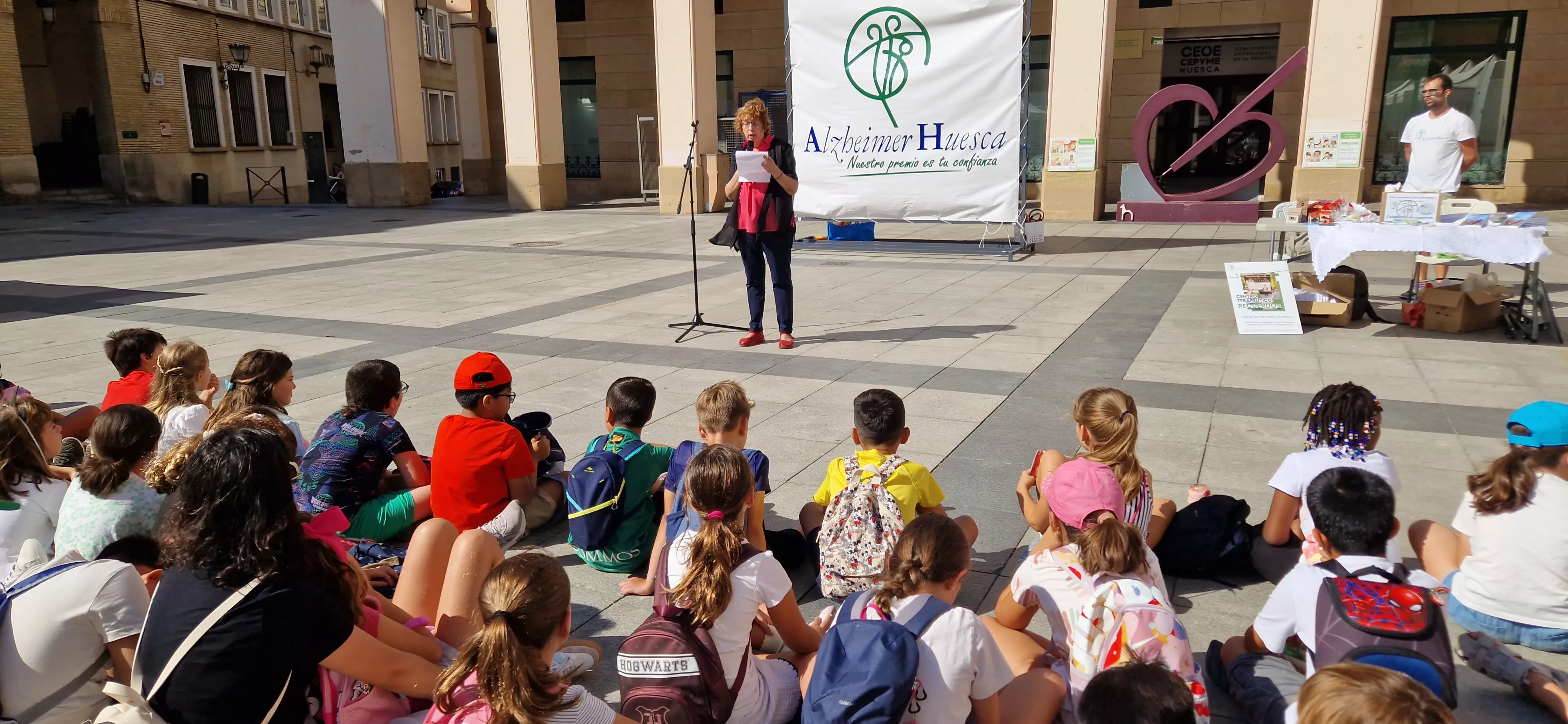 Conmemoración del Día Mundial del Alzhéimer 2025 en Huesca. Foto Myriam Martínez