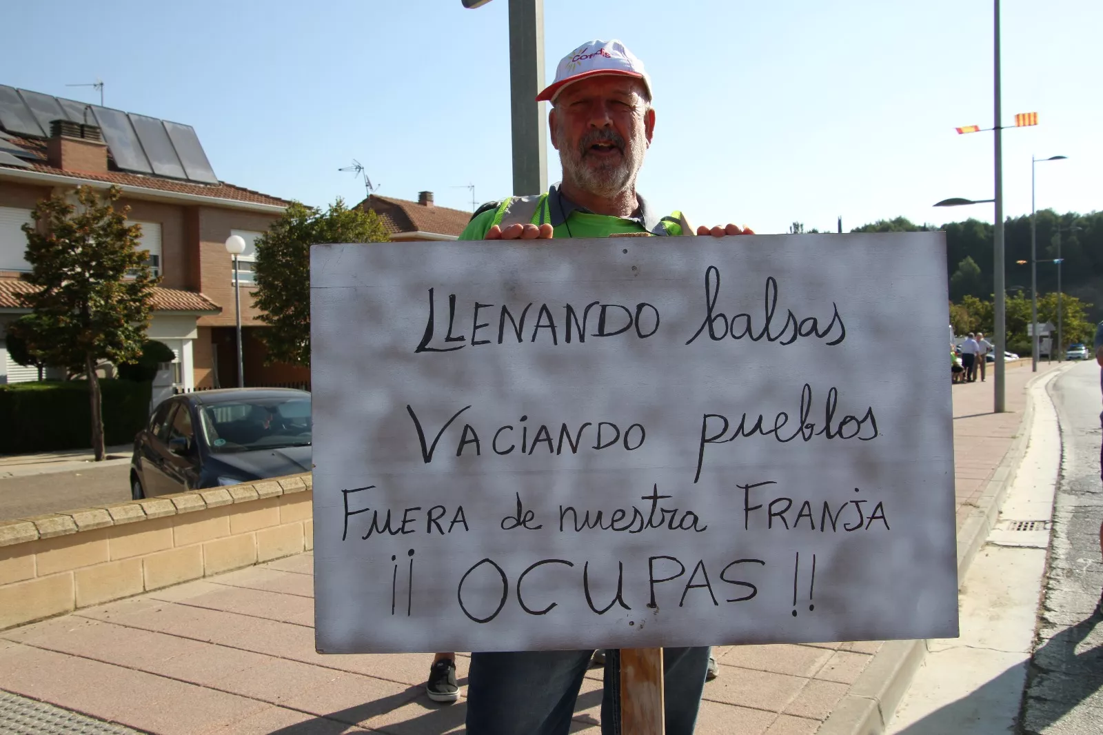 Protesta contra el proyecto de los sectores X y XI del Canal del Flumen en Femoga. Foto Carlos Neofato