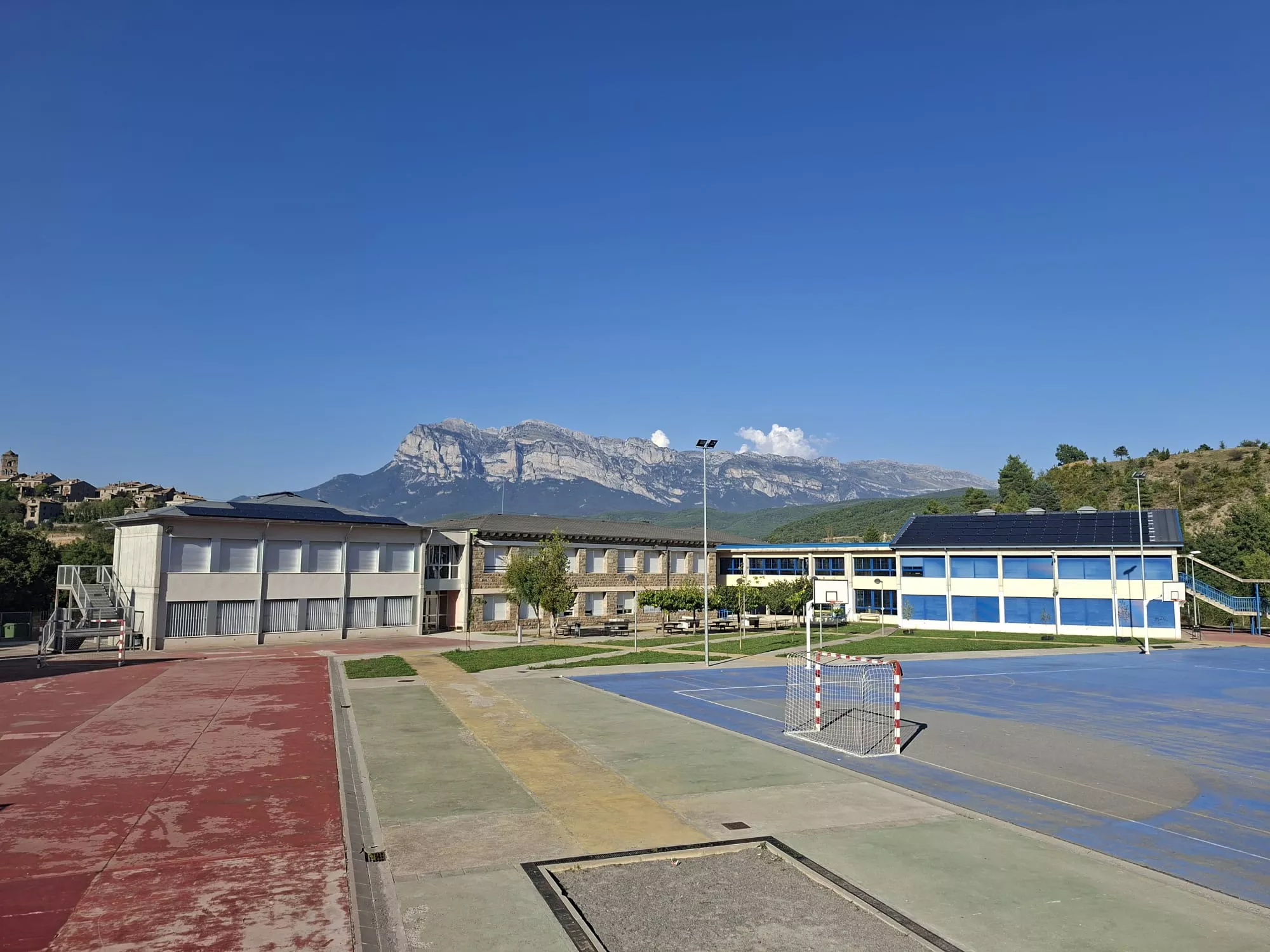 Panorámica del instituto