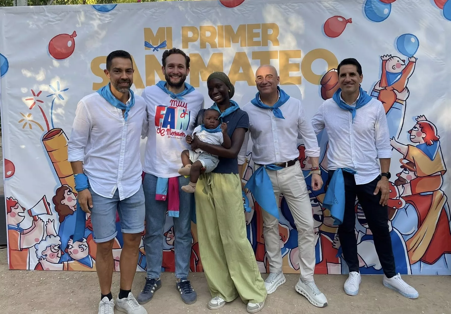 Entrega de la pañoleta "Mi Primer San Mateo" en las fiestas de Monzón.