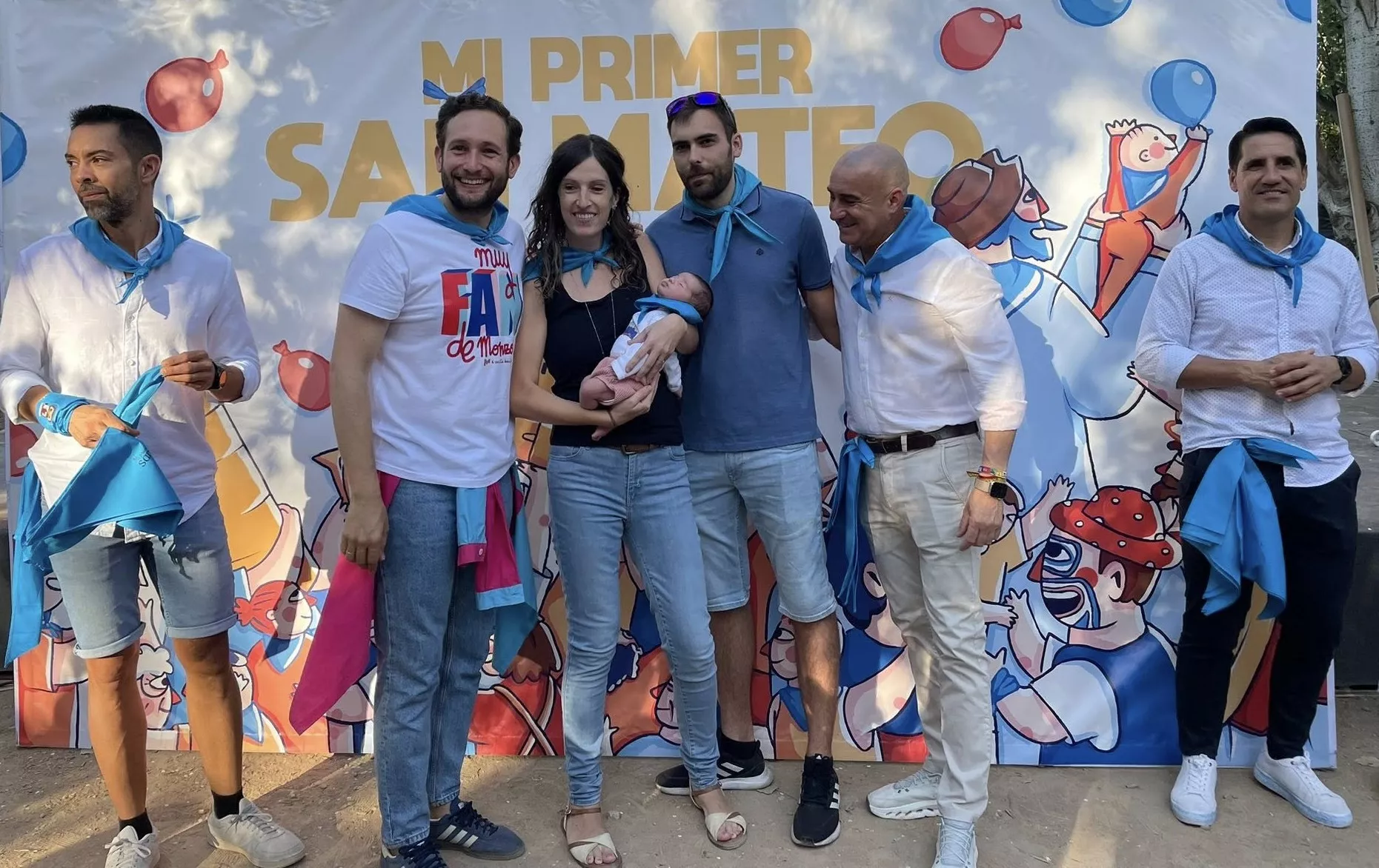 Entrega de la pañoleta "Mi Primer San Mateo" en las fiestas de Monzón.