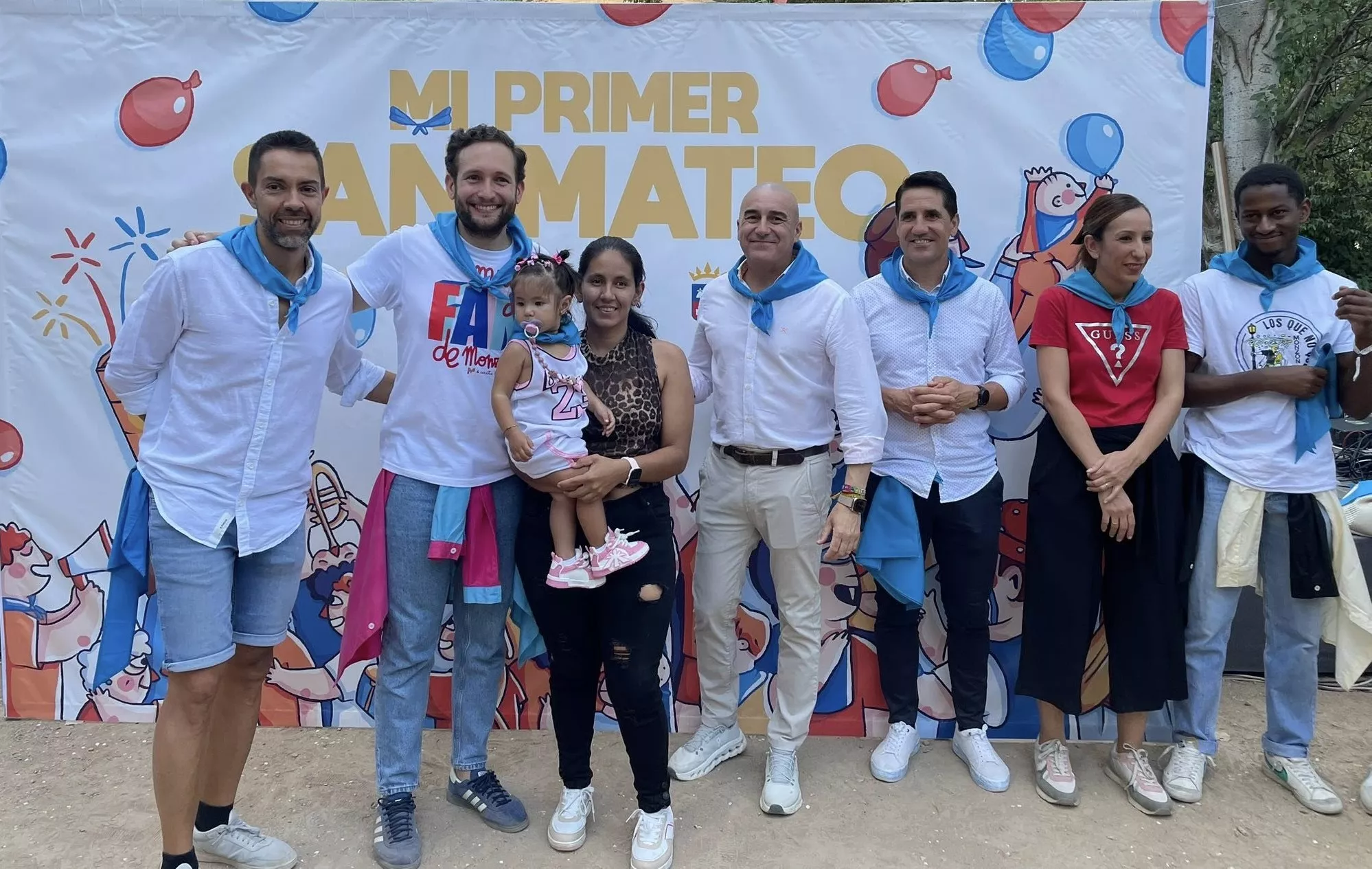 Entrega de la pañoleta "Mi Primer San Mateo" en las fiestas de Monzón.
