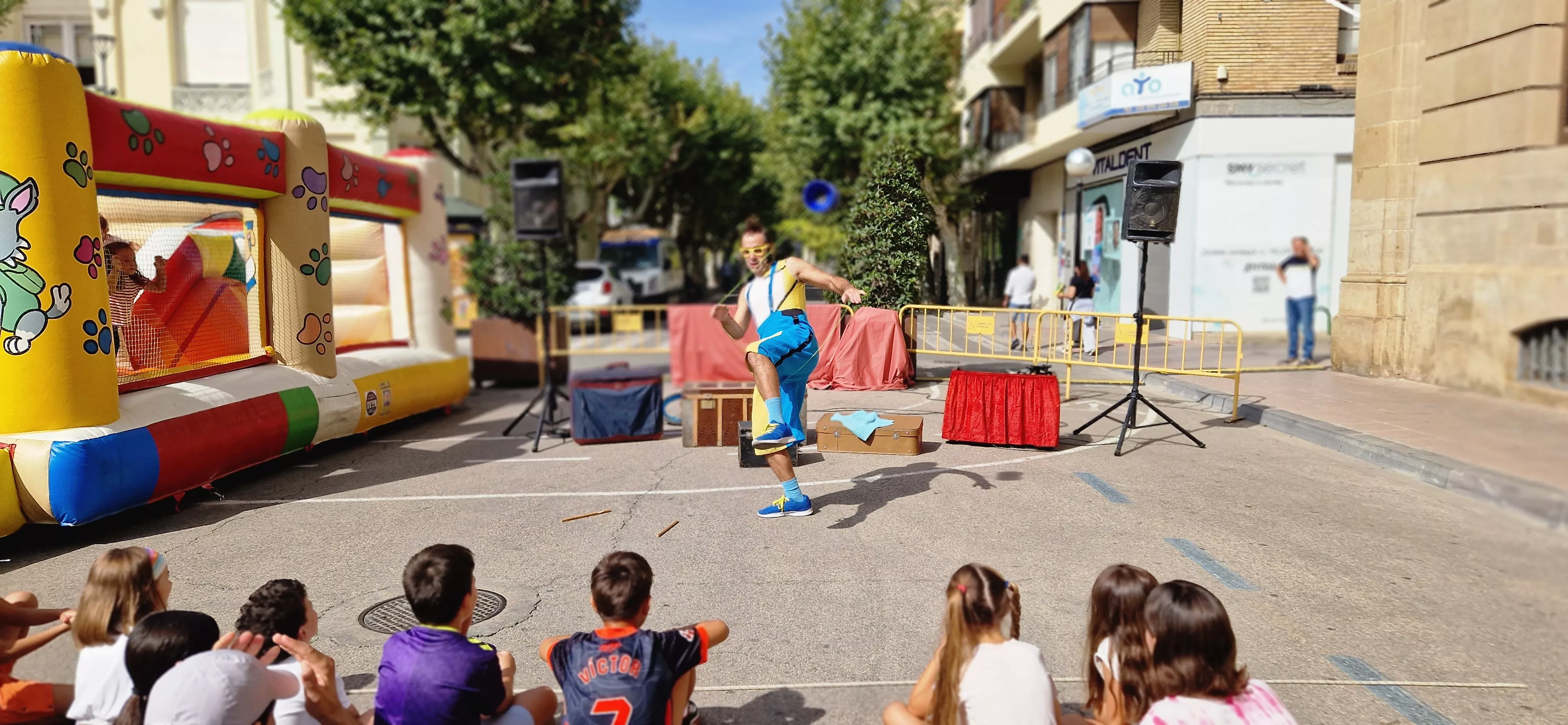 Román La Raspa, en la Feria del Voluntariado 2025. Foto Myriam Martínez