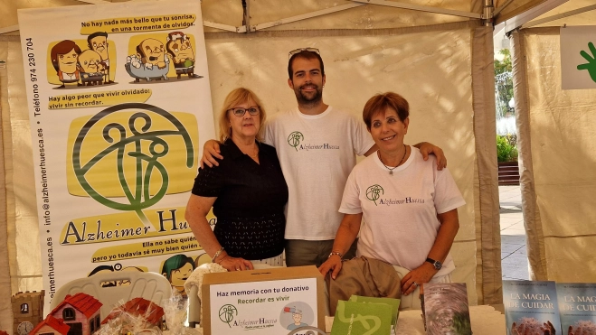 Asociación Alzhéimer Huesca, en la Feria del Voluntariado 2025. Foto Myriam Martínez
