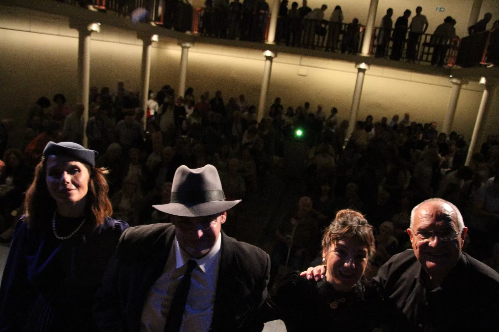 "Entre dos amores" en el Corral de Comedias de Robres. Foto Carlos Neofato