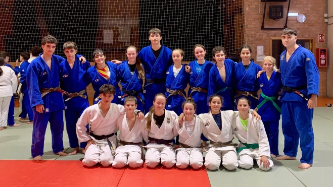 6d15c9b3 f3b0 4333 a258 799a671e8919 6d15c9b3 f3b0 4333 a258 799a671e8919