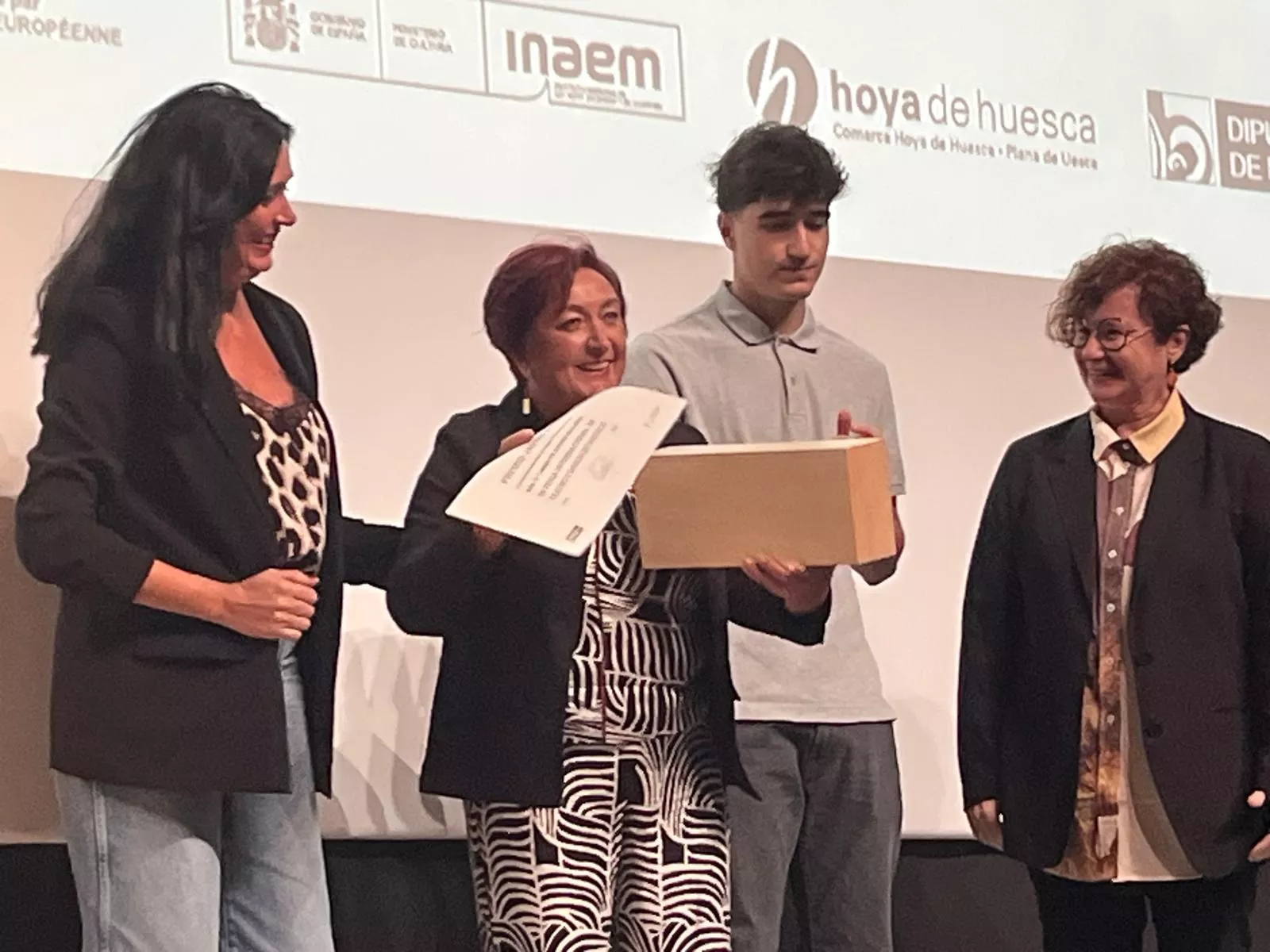 Entrega del premio Javier Brun a Angelita Cavero. Foto Mercedes Manterola