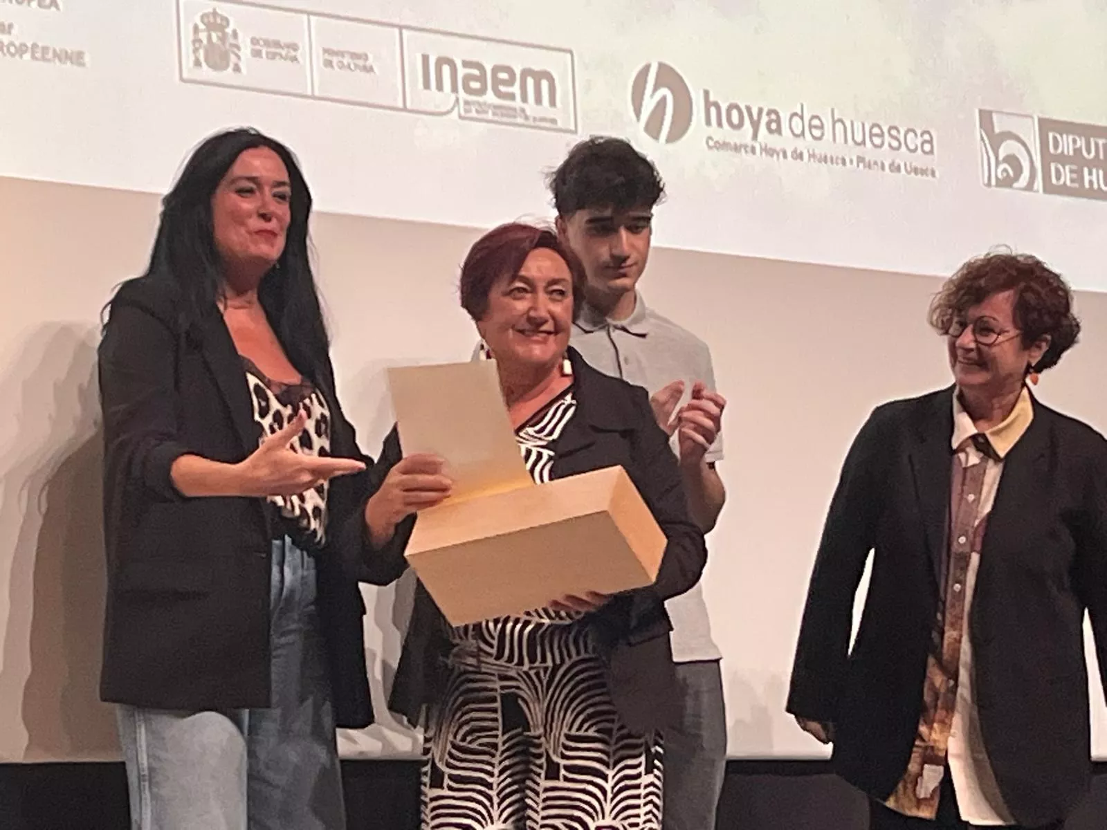 Entrega del premio Javier Brun a Angelita Cavero. Foto Mercedes Manterola