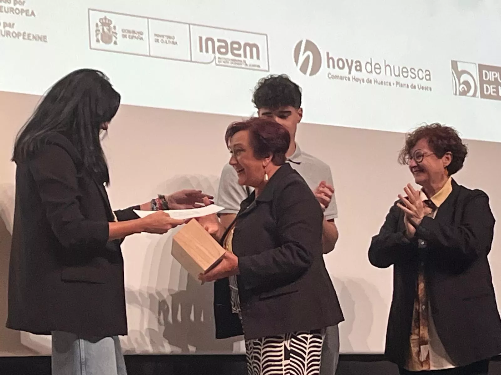 Entrega del premio Javier Brun a Angelita Cavero. Foto Mercedes Manterola