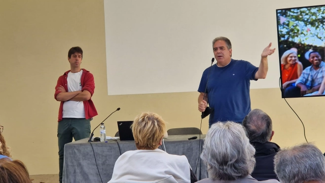 David Pacheu Grau y Mario Garcés, en el ciclo sobre IA del IEA. Foto Myriam Martínez