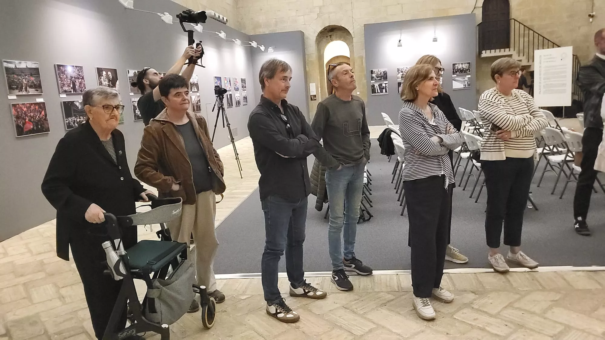 Reflejos del poder: una mirada a la fotografía política en el Museo de Huesca
