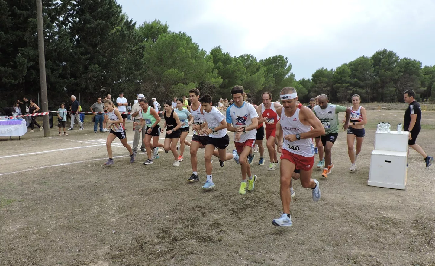 13 Jesús Salillas da la salida de la prueba absoluta