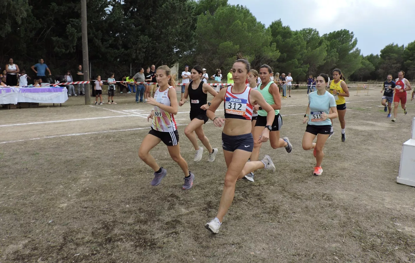 14 Pelotón femenino