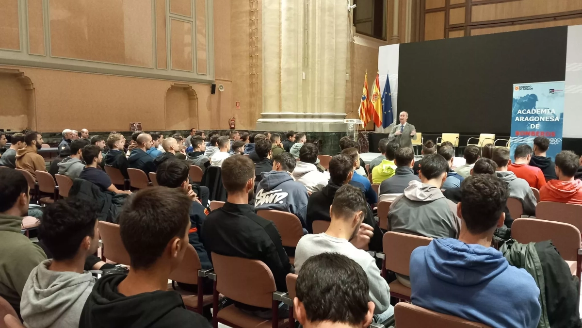 Un bombero del Ayuntamiento de Huesca se incorpora a la nueva promoción ...