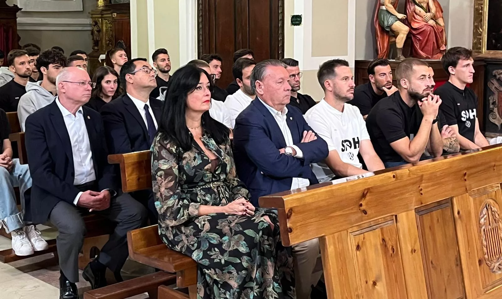 Ofrenda de Flores de la SD Huesca a San Lorenzo. Foto Mercedes Manterola