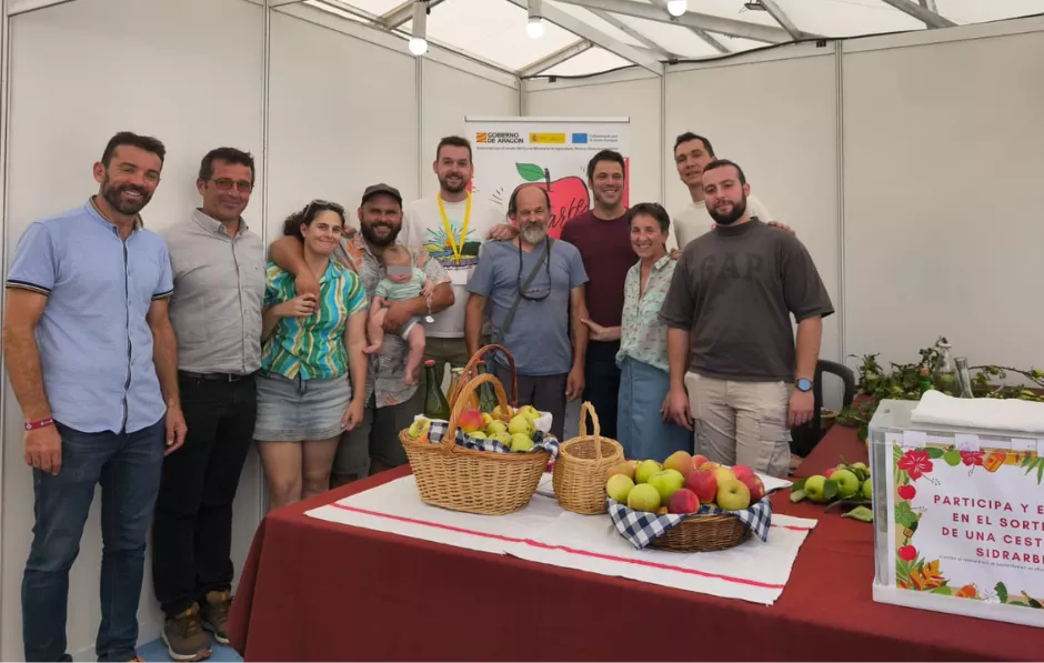 Miembros del proyecto de cooperación Sidrarbe en la pasada Expoferia.