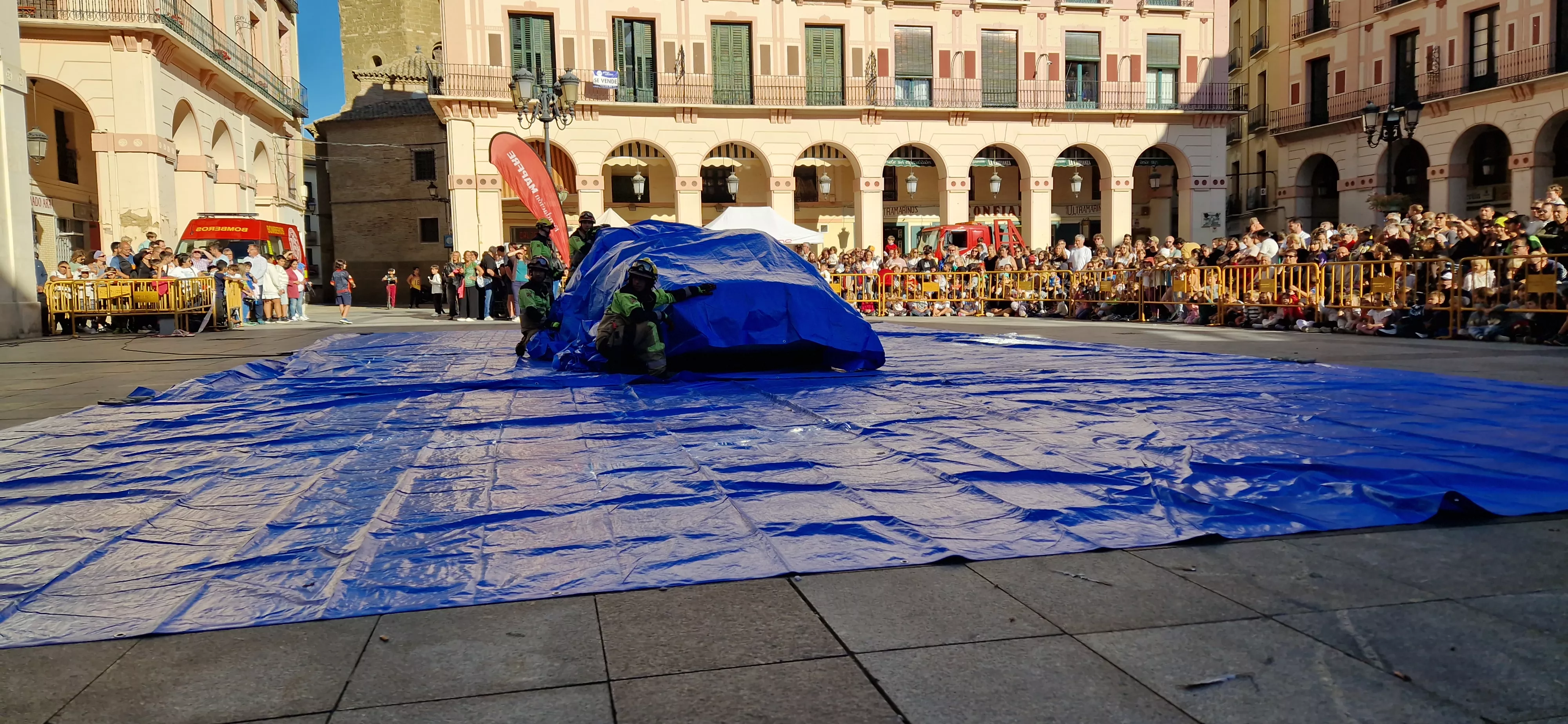 Simulacro de accidente en la plaza López Allué. Foto Myriam Martínez 