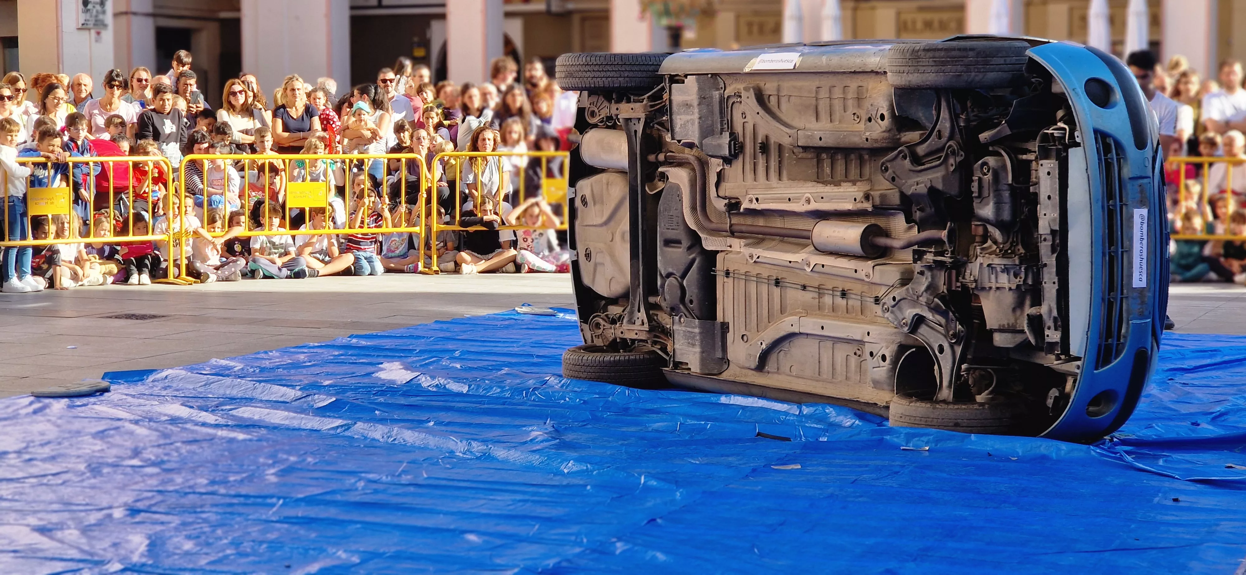Simulacro de accidente en la plaza López Allué. Foto Myriam Martínez 