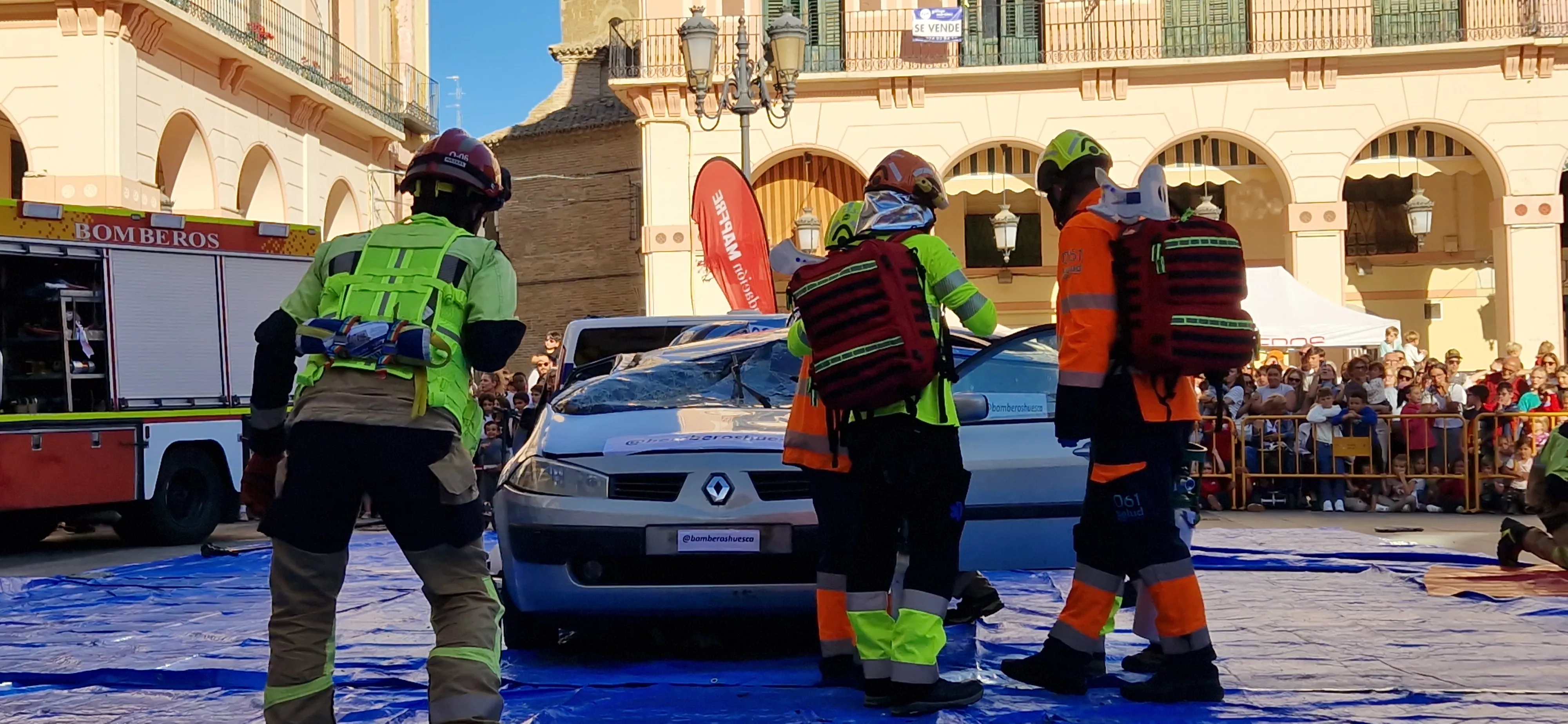 Simulacro de accidente en la plaza López Allué. Foto Myriam Martínez 