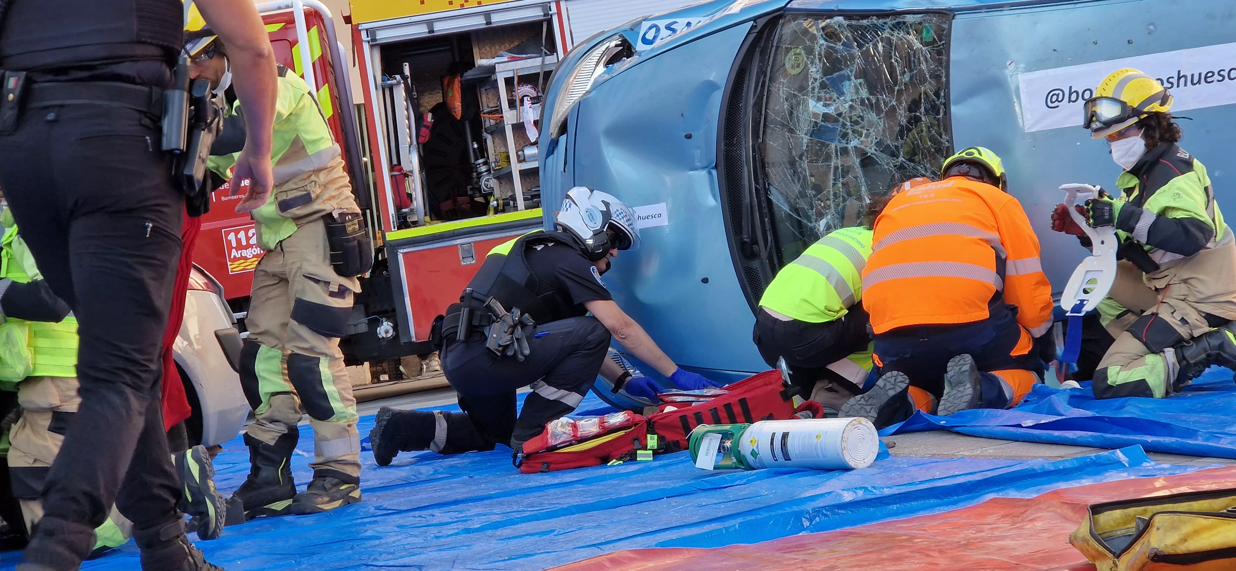 Simulacro de accidente en la plaza López Allué. Foto Myriam Martínez 