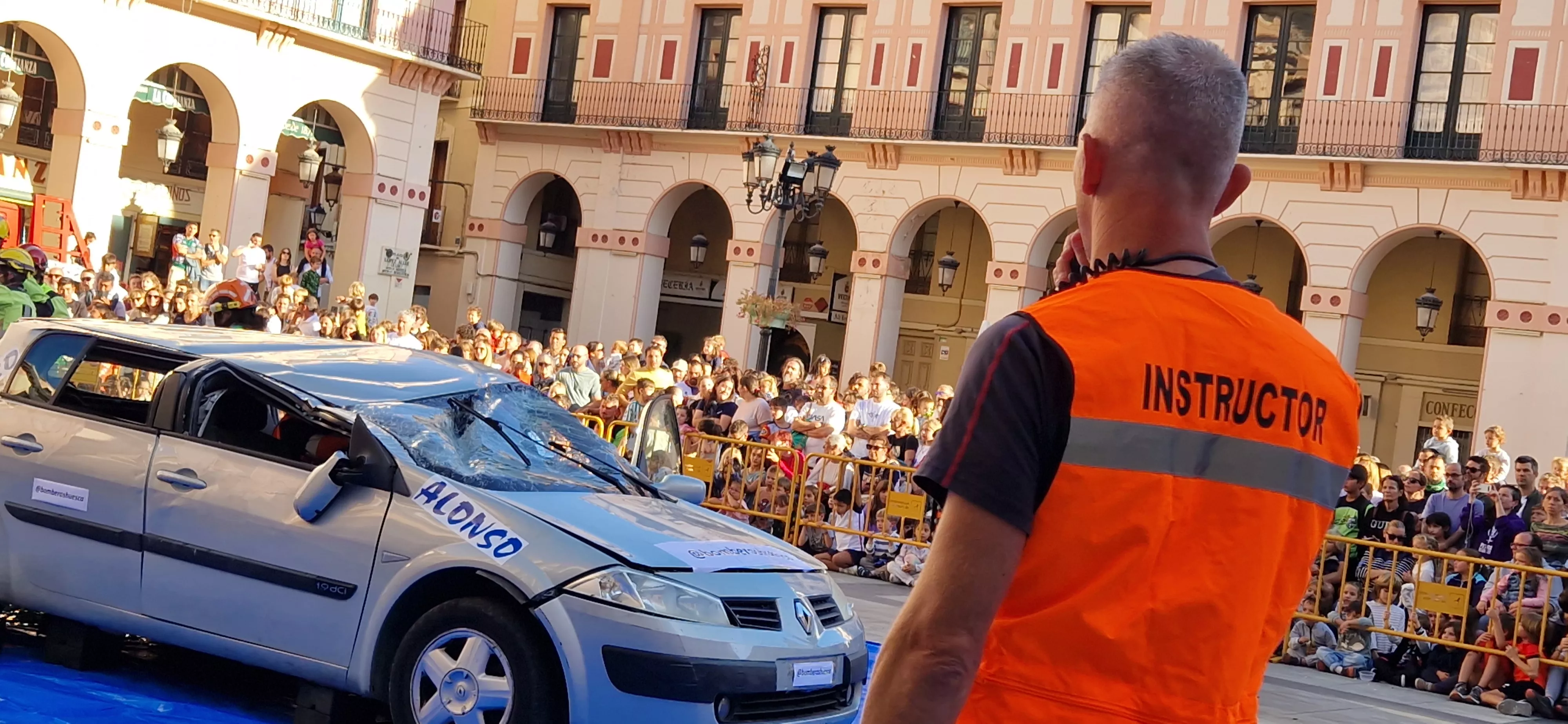 Simulacro de accidente en la plaza López Allué. Foto Myriam Martínez 