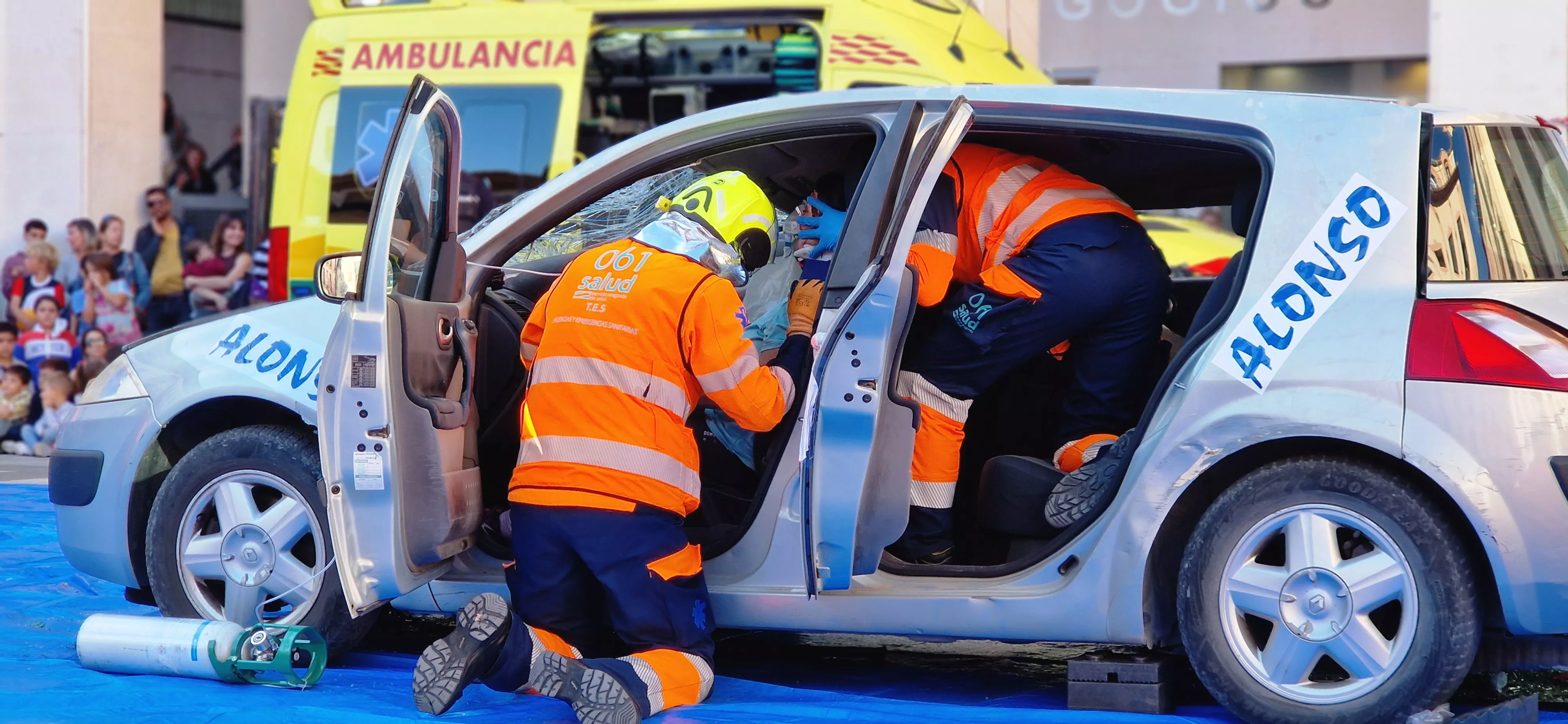 Simulacro de accidente en la plaza López Allué. Foto Myriam Martínez 