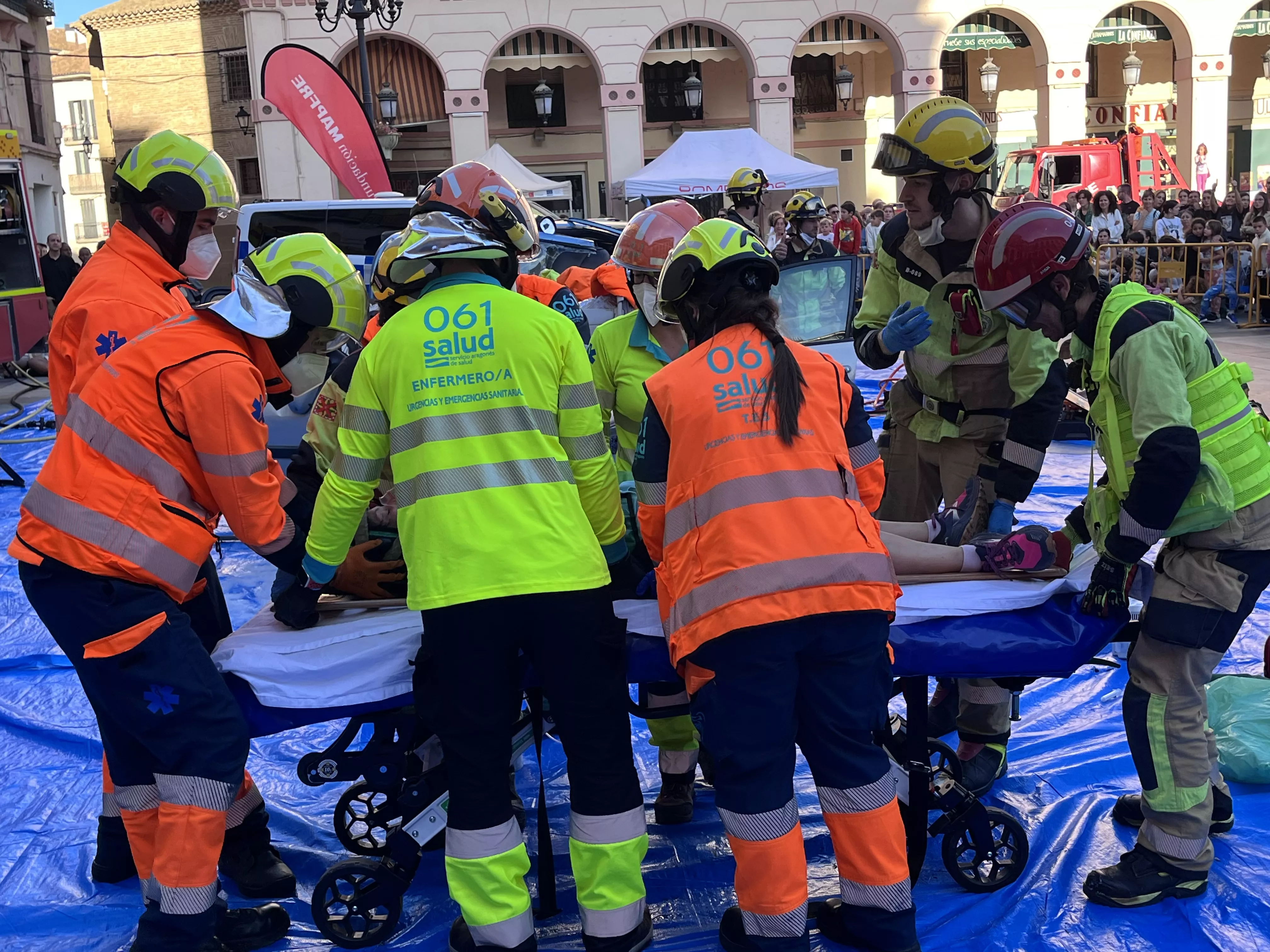 Simulacro de accidente en la plaza López Allué. Foto Myriam Martínez 