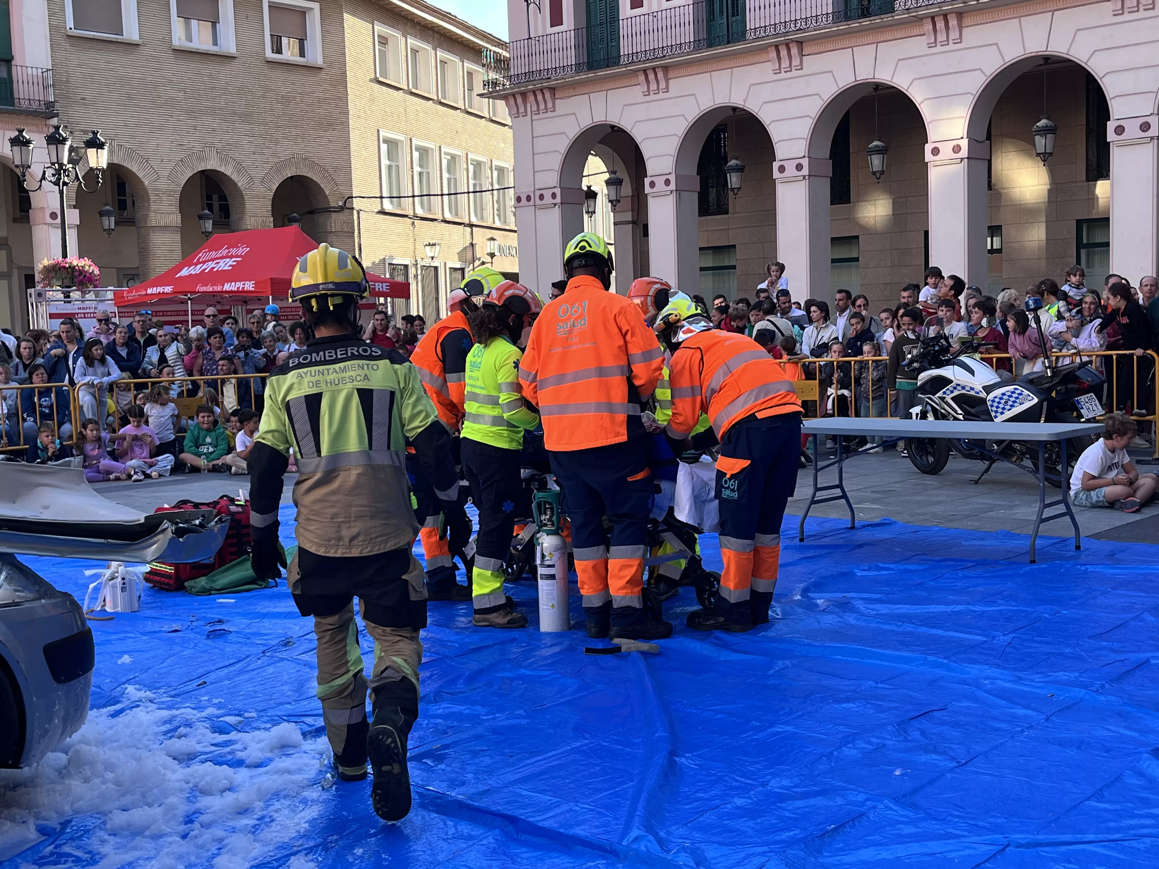 Simulacro de accidente en la plaza López Allué. Foto Myriam Martínez 