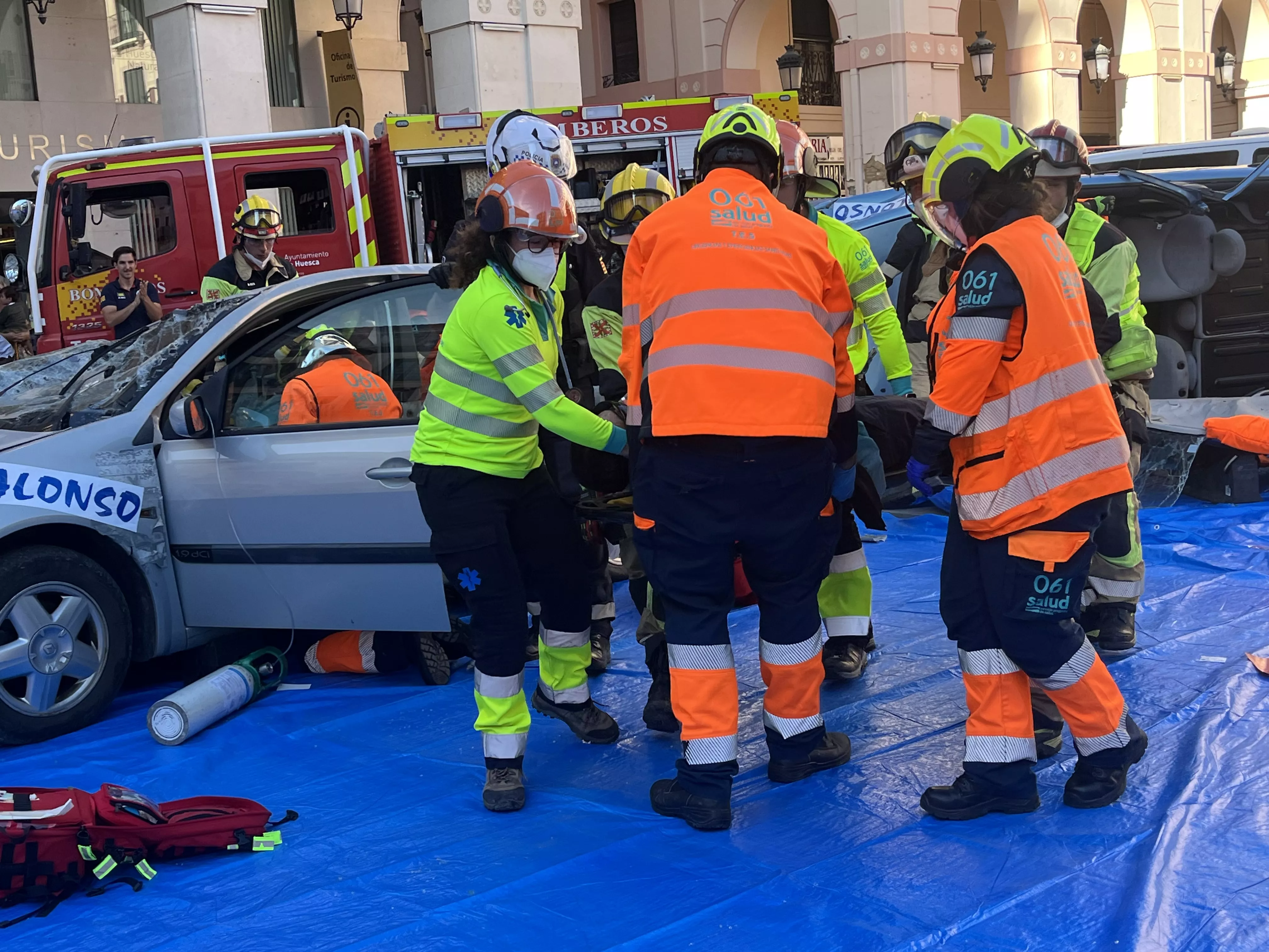 Simulacro de accidente en la plaza López Allué. Foto Myriam Martínez 
