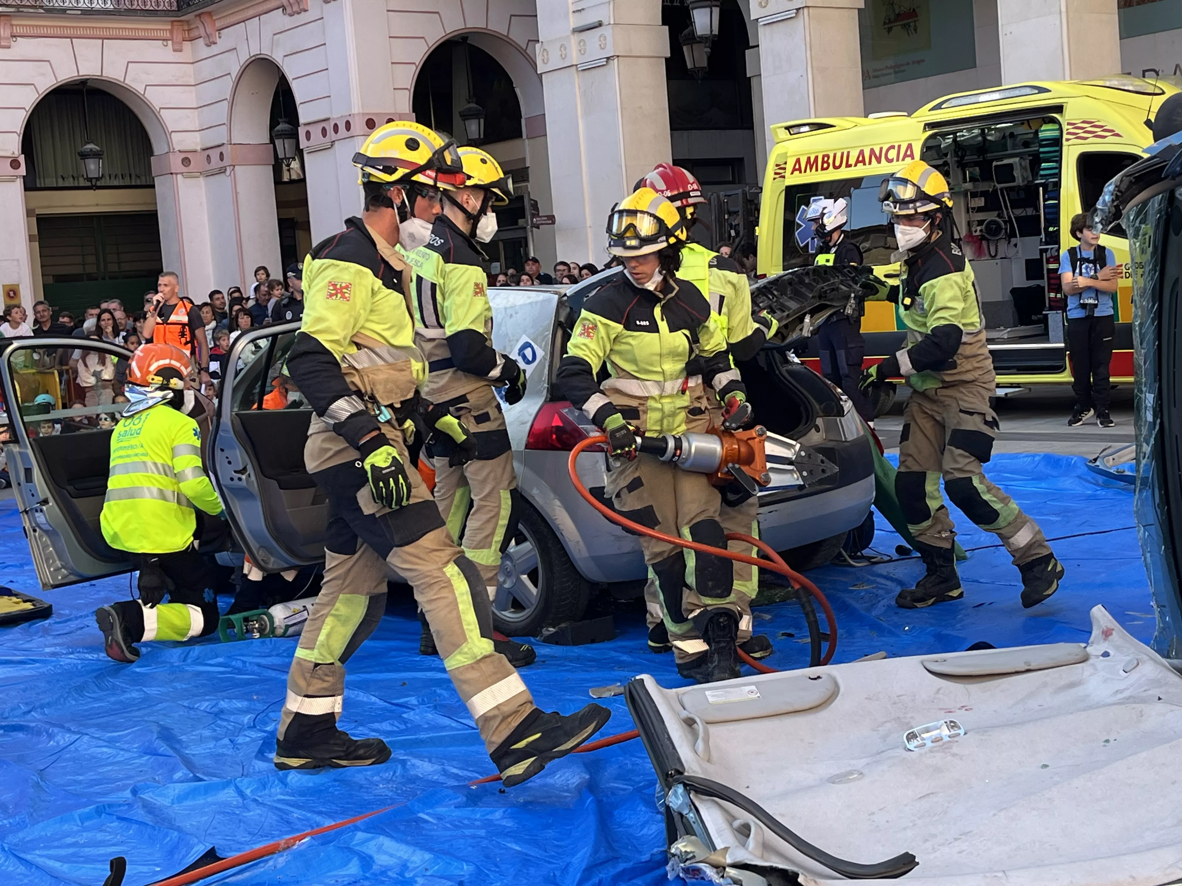 Simulacro de accidente en la plaza López Allué. Foto Myriam Martínez 