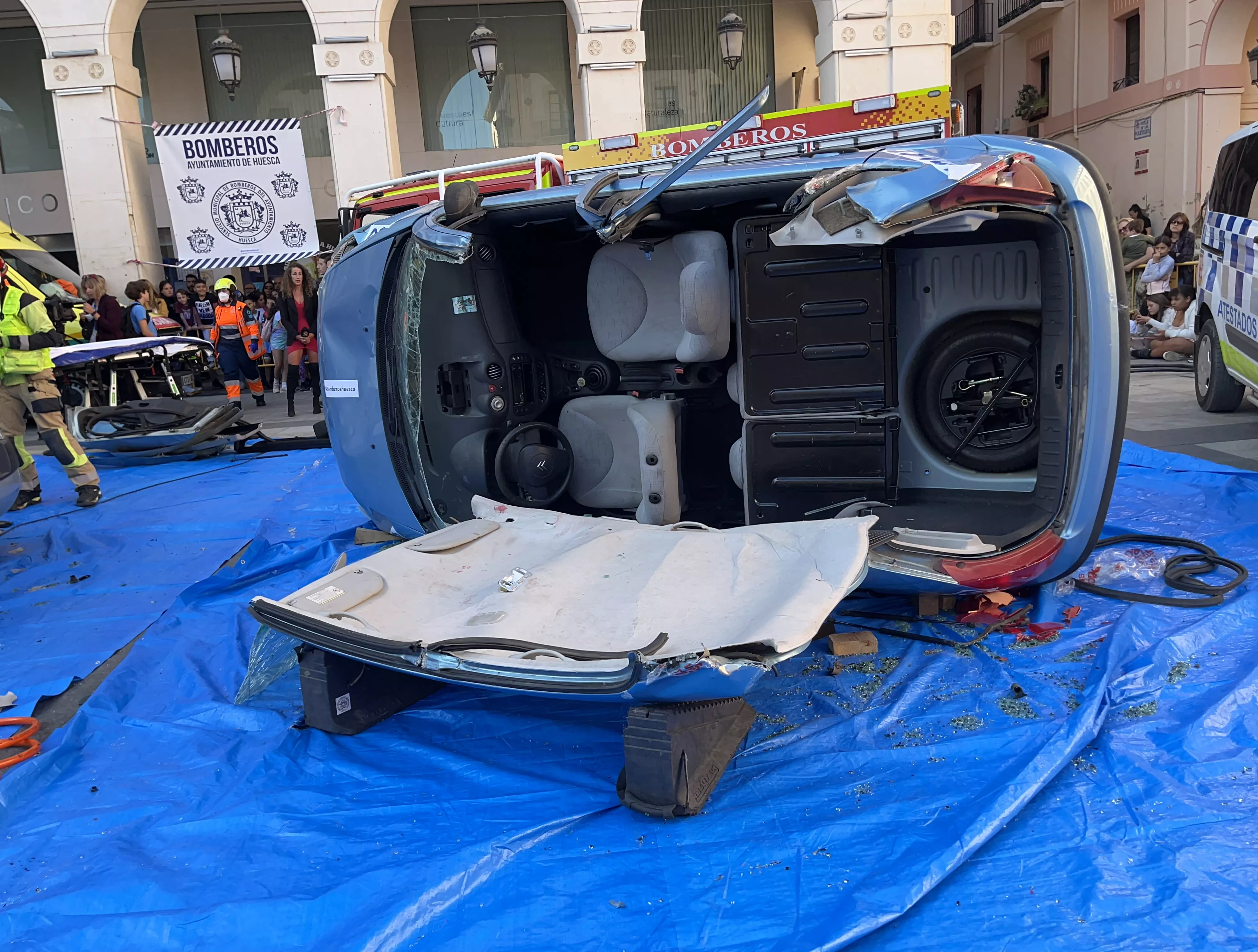 Simulacro de accidente en la plaza López Allué. Foto Myriam Martínez 