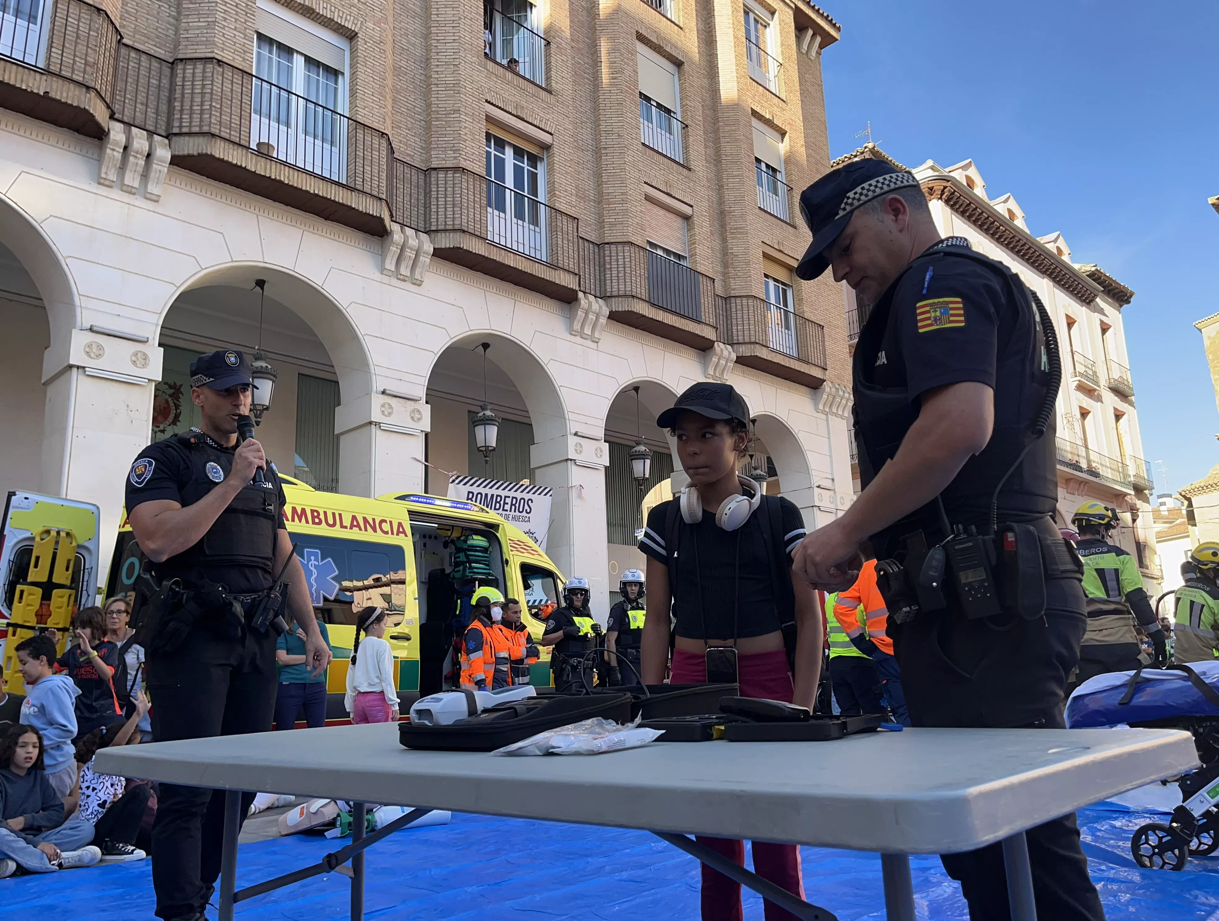 Simulacro de accidente en la plaza López Allué. Foto Myriam Martínez 