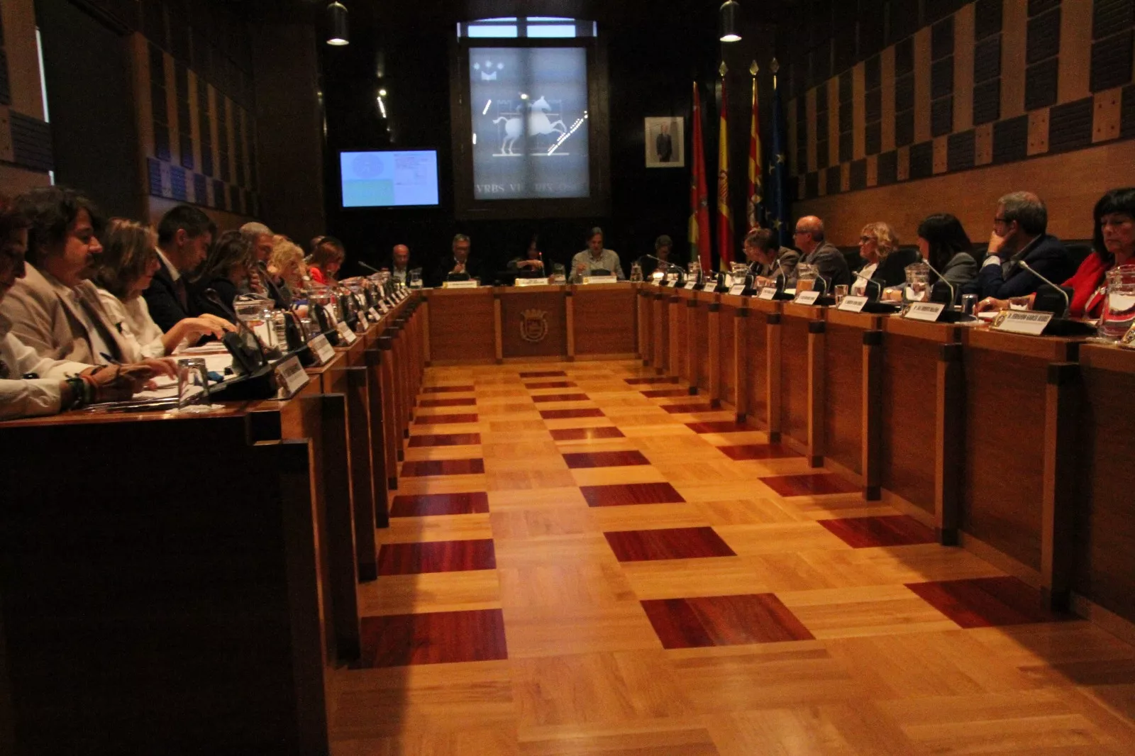 Pleno del Ayuntamiento de Huesca. Foto Carlos Neofato