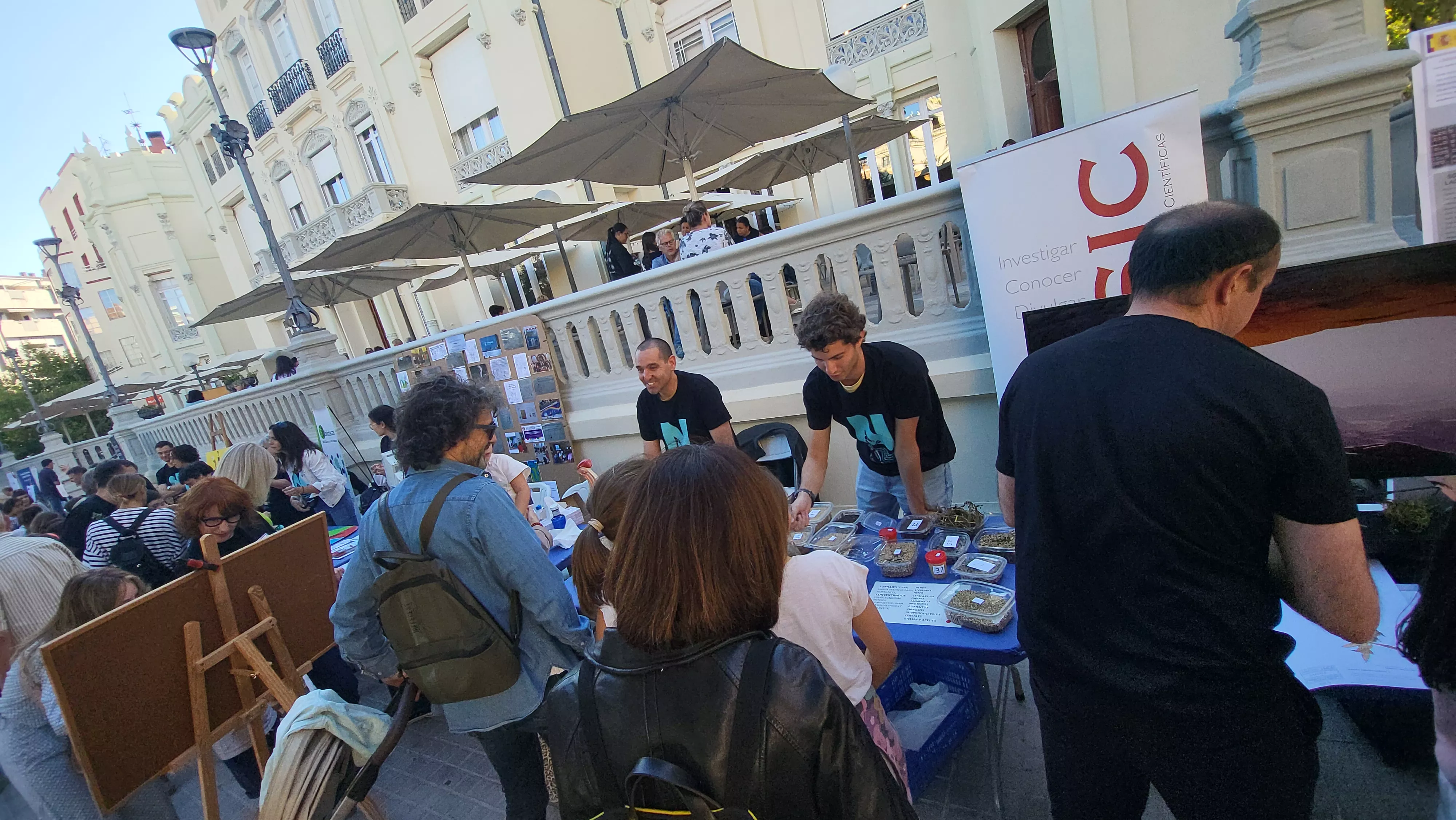 Celebración en Huesca de la Noche Europea de l@s Investigador@s. Foto Mercedes Manterola