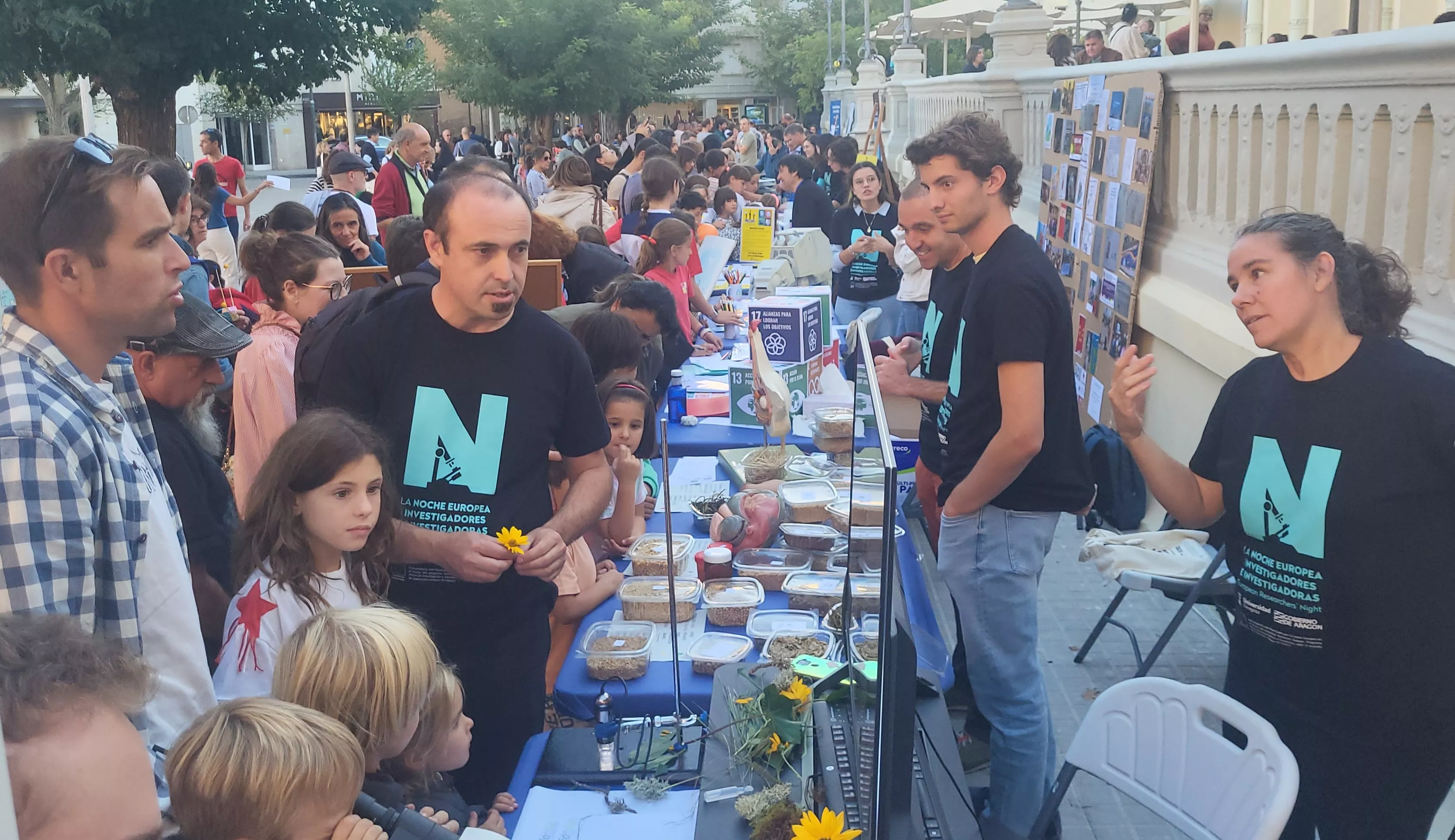 Celebración en Huesca de la Noche Europea de l@s Investigador@s. Foto Mercedes Manterola
